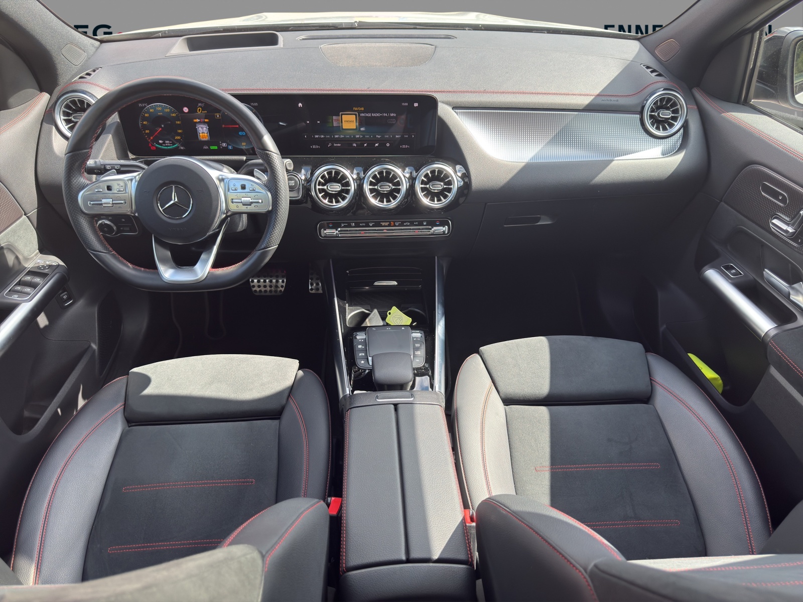 MERCEDES-BENZ EQA 350 AMG Line 4Matic-image-10