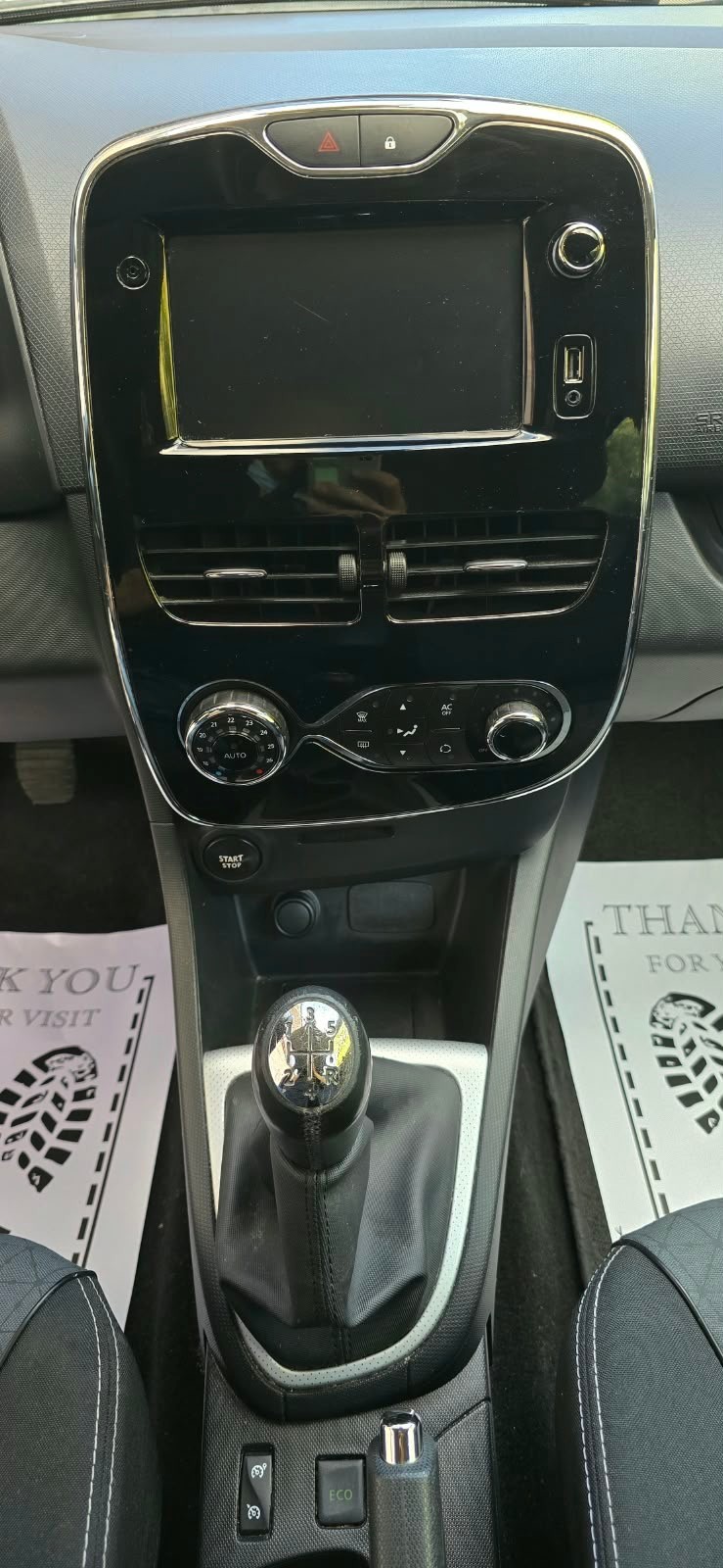 RENAULT Clio 0.9 12V Expression-image-8