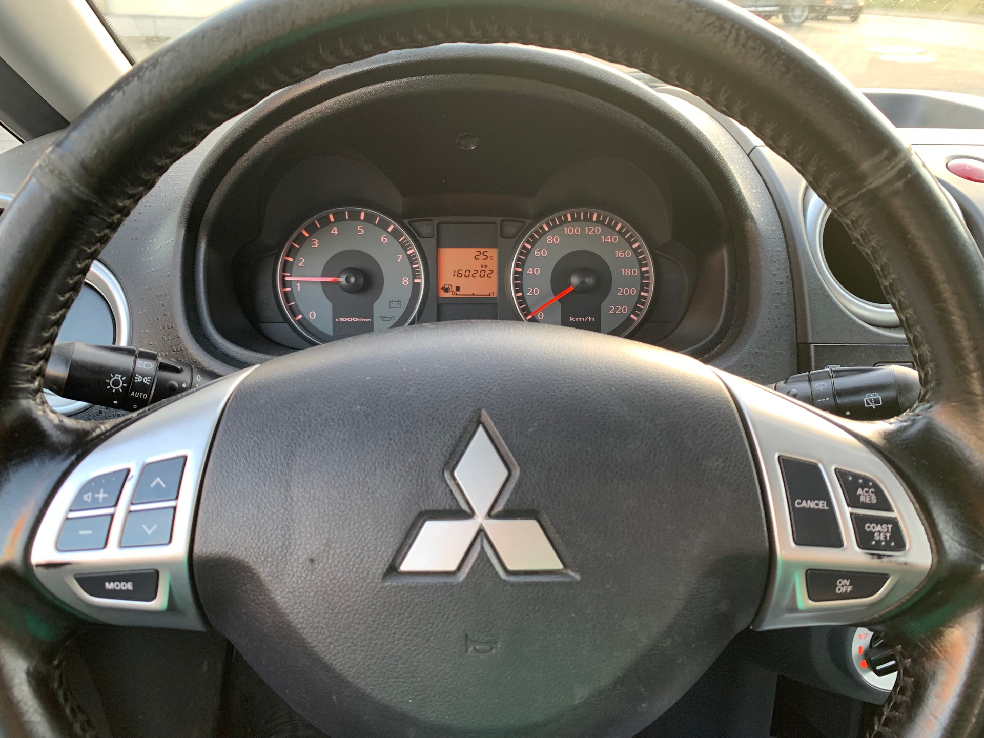 MITSUBISHI Colt 1.3 16V Jubilé35 ClearTec-image-11