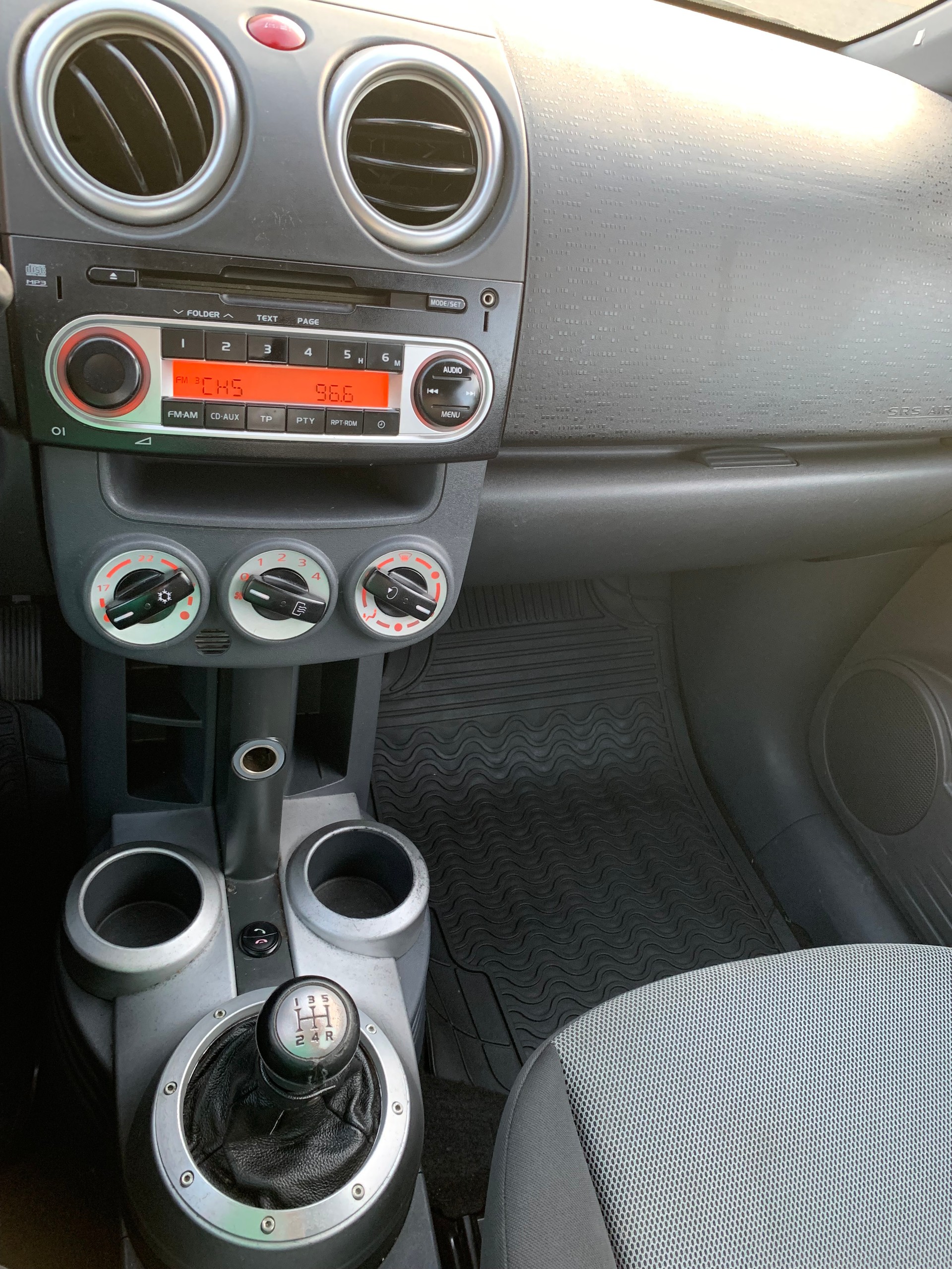 MITSUBISHI Colt 1.3 16V Jubilé35 ClearTec-image-10