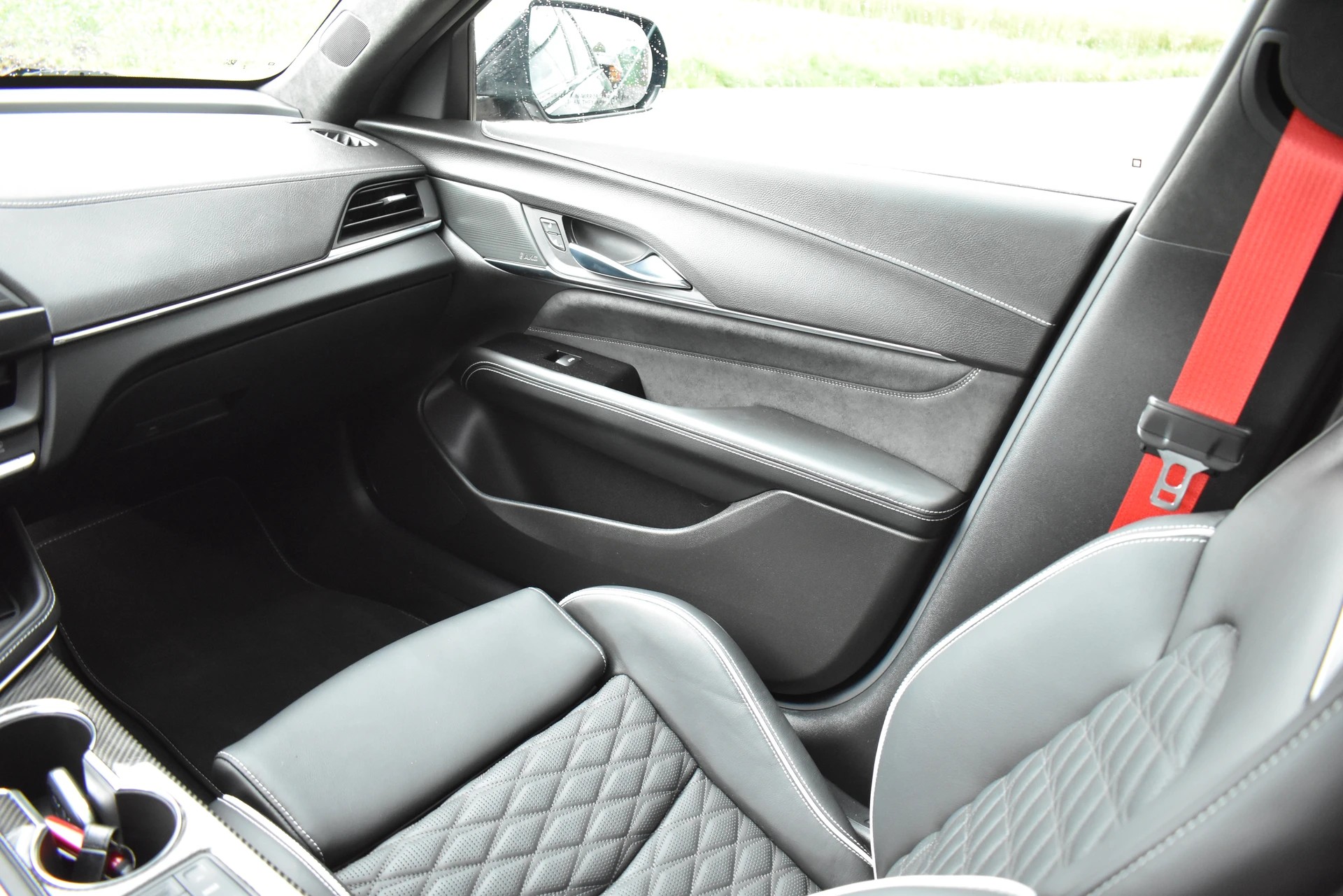 CADILLAC CT4 Blackwing-image-11