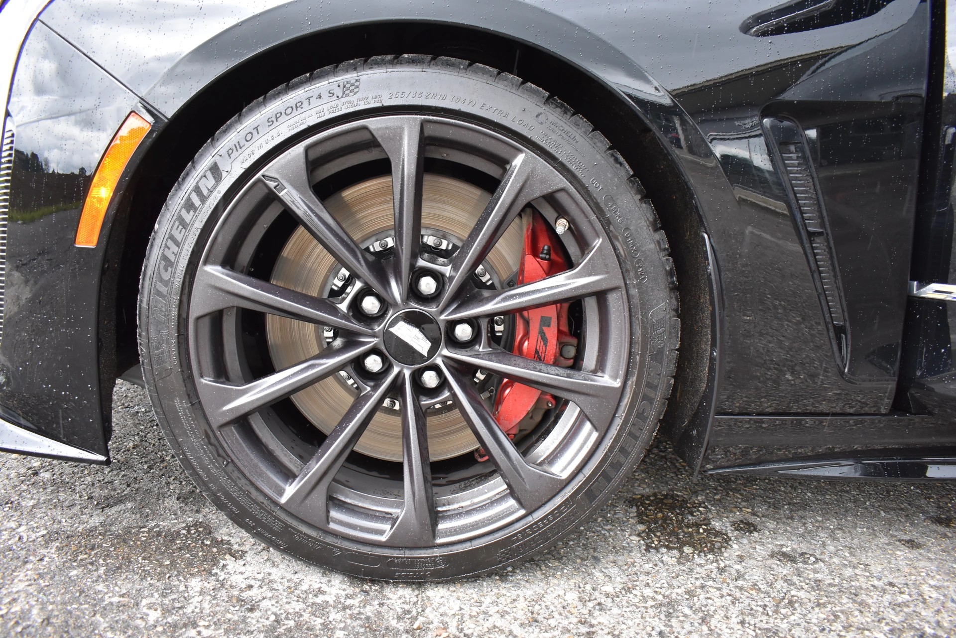 CADILLAC CT4 Blackwing-image-13