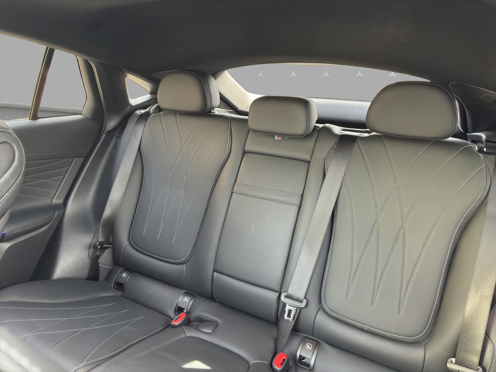 MERCEDES-BENZ GLC Coupé 200 4Matic 9G-Tronic-image-13