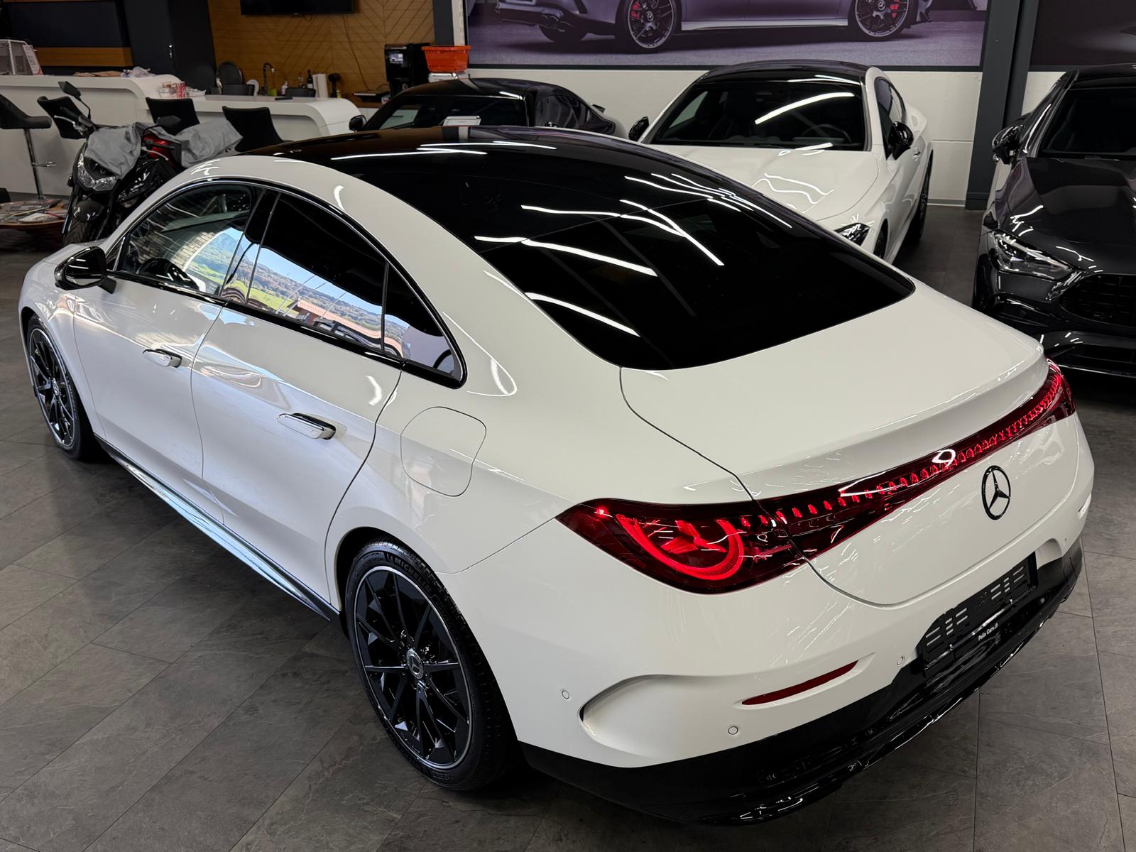 MERCEDES-BENZ CLA 200 AMG Line Limited White&Black Performance 3 Jahre Werksgarantie & Gratisservice 8G-DCT-image-7