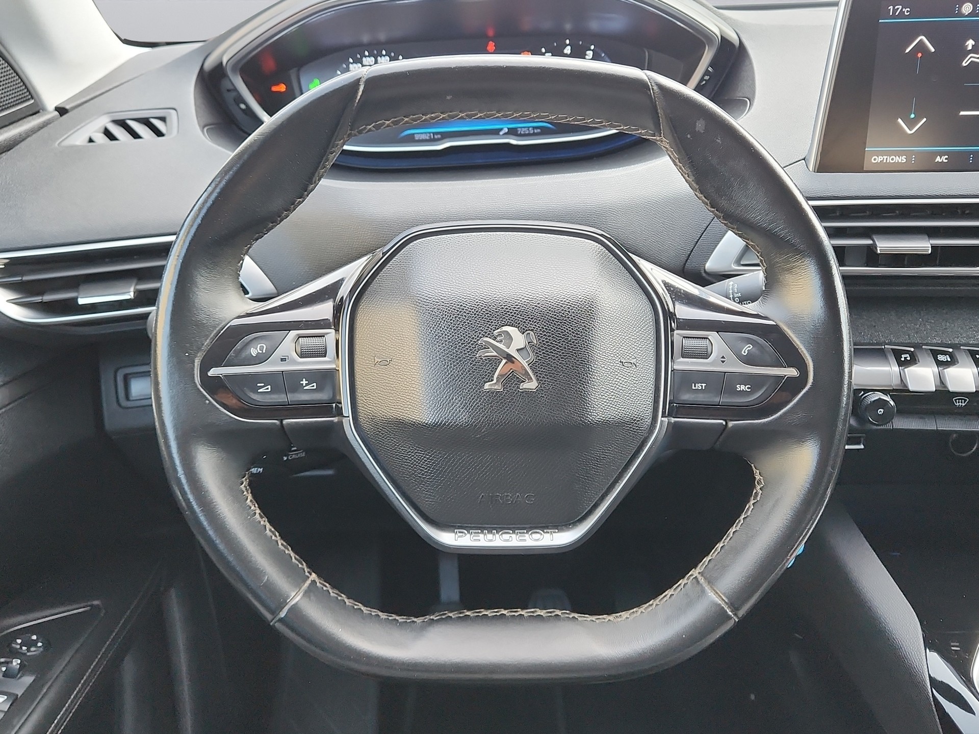 PEUGEOT 3008 1.2 PureTech GT Line-image-9