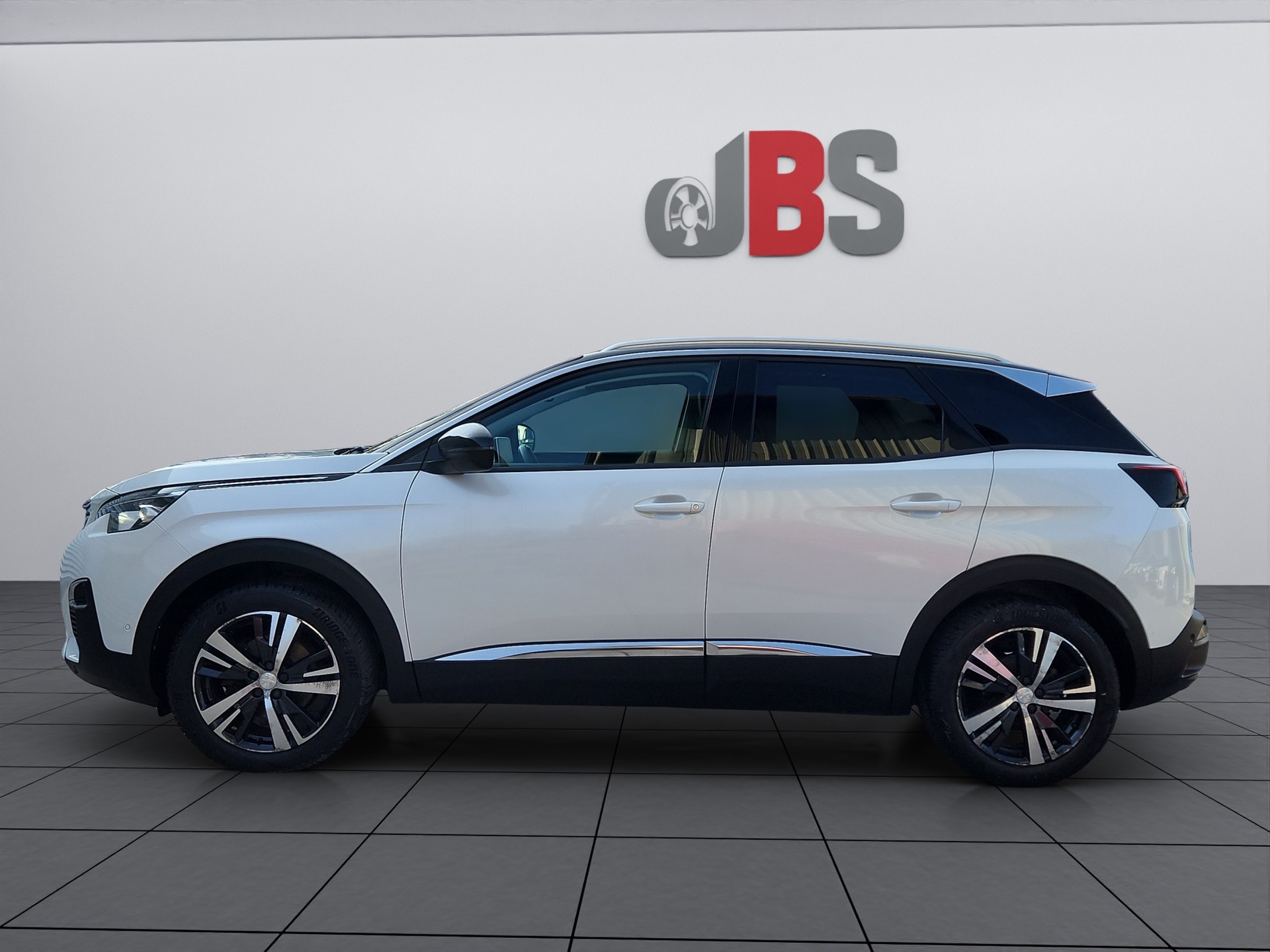 PEUGEOT 3008 1.2 PureTech GT Line-image-2