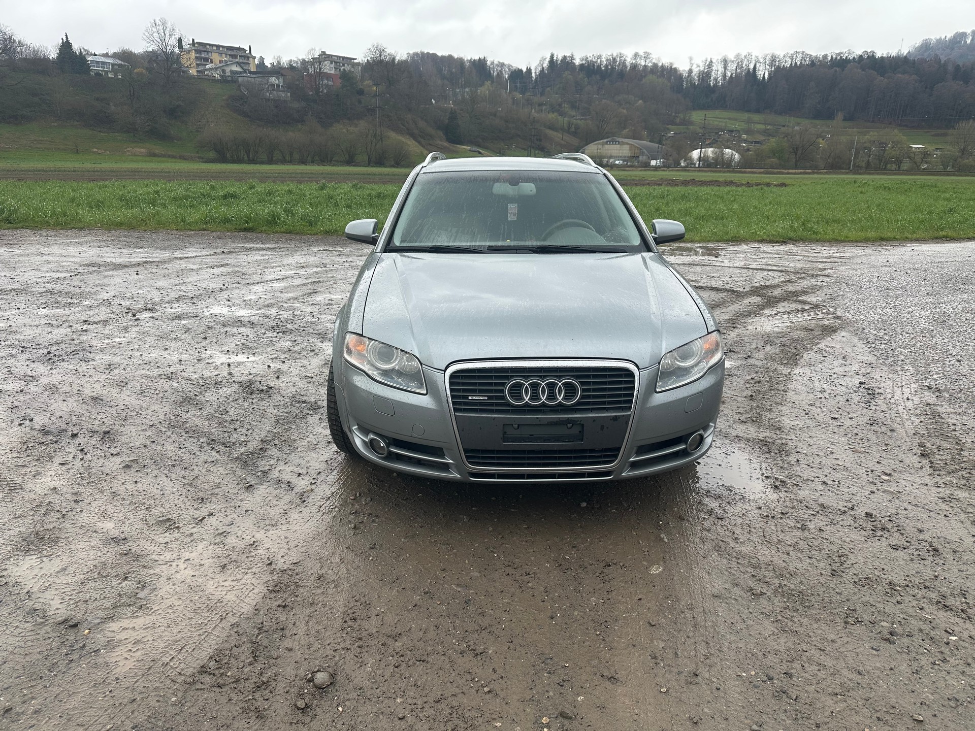 AUDI A4 Avant 3.0 V6 TDI quattro-image-2