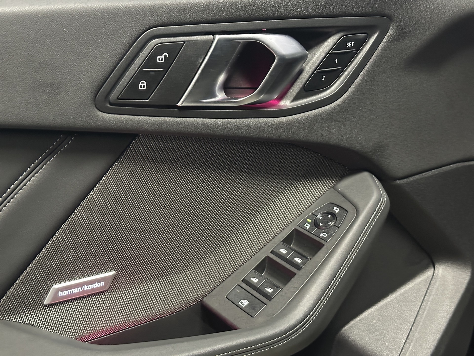BMW M235i xDrive Gran Coupé Shadow Line-image-8