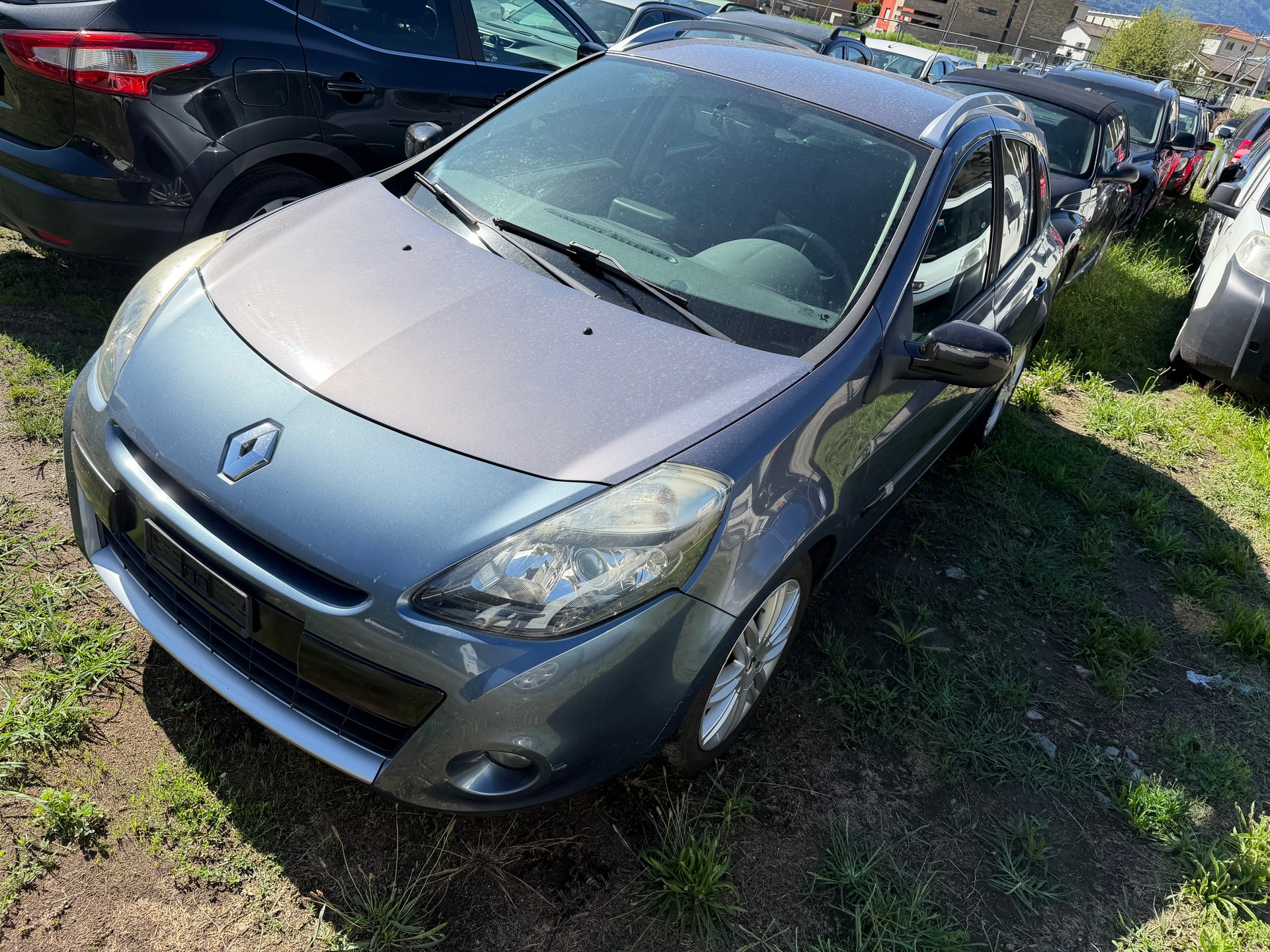 RENAULT Clio Grandtour 1.2 16V Turbo Dynamique-image-1