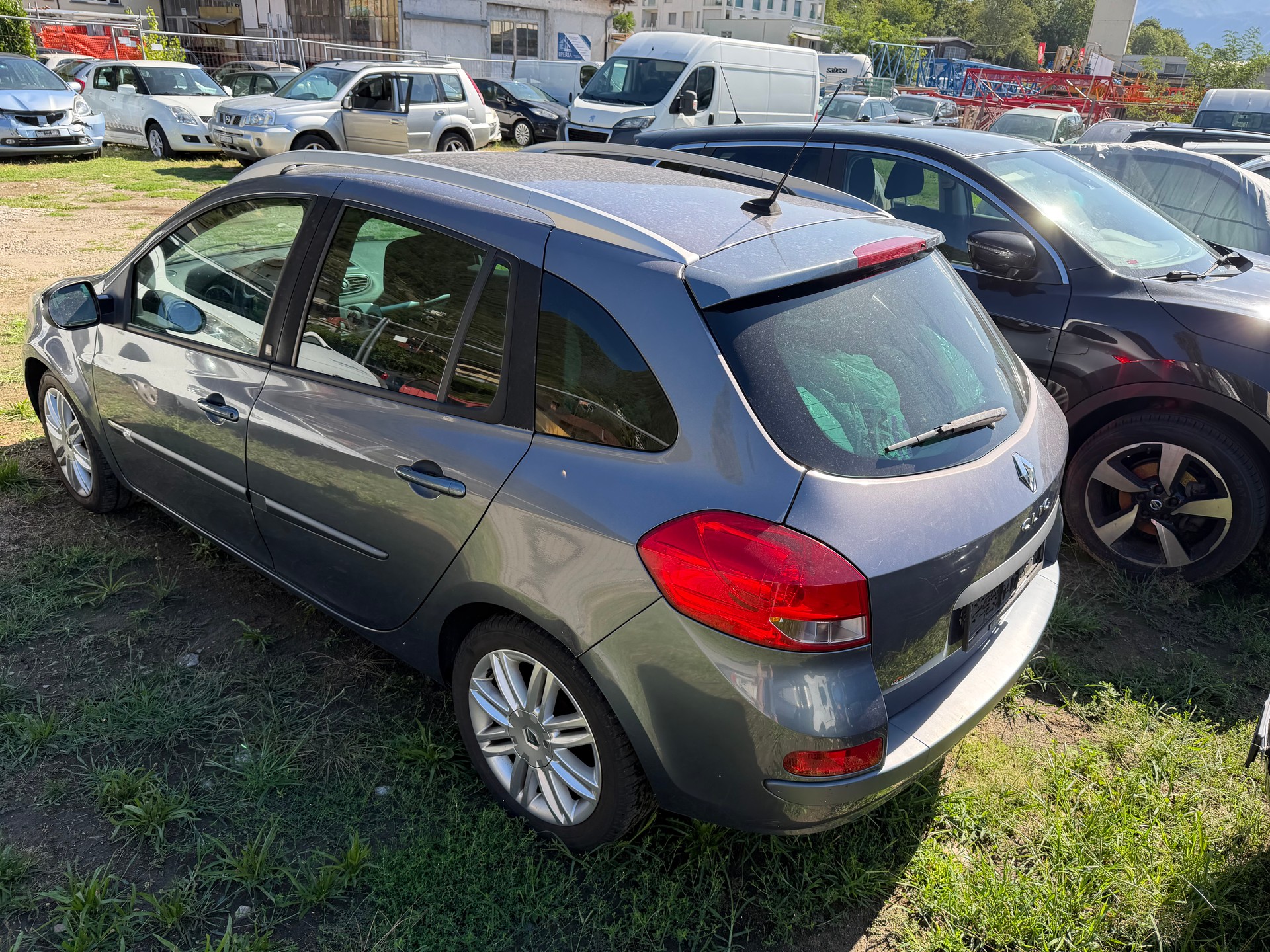 RENAULT Clio Grandtour 1.2 16V Turbo Dynamique-image-2