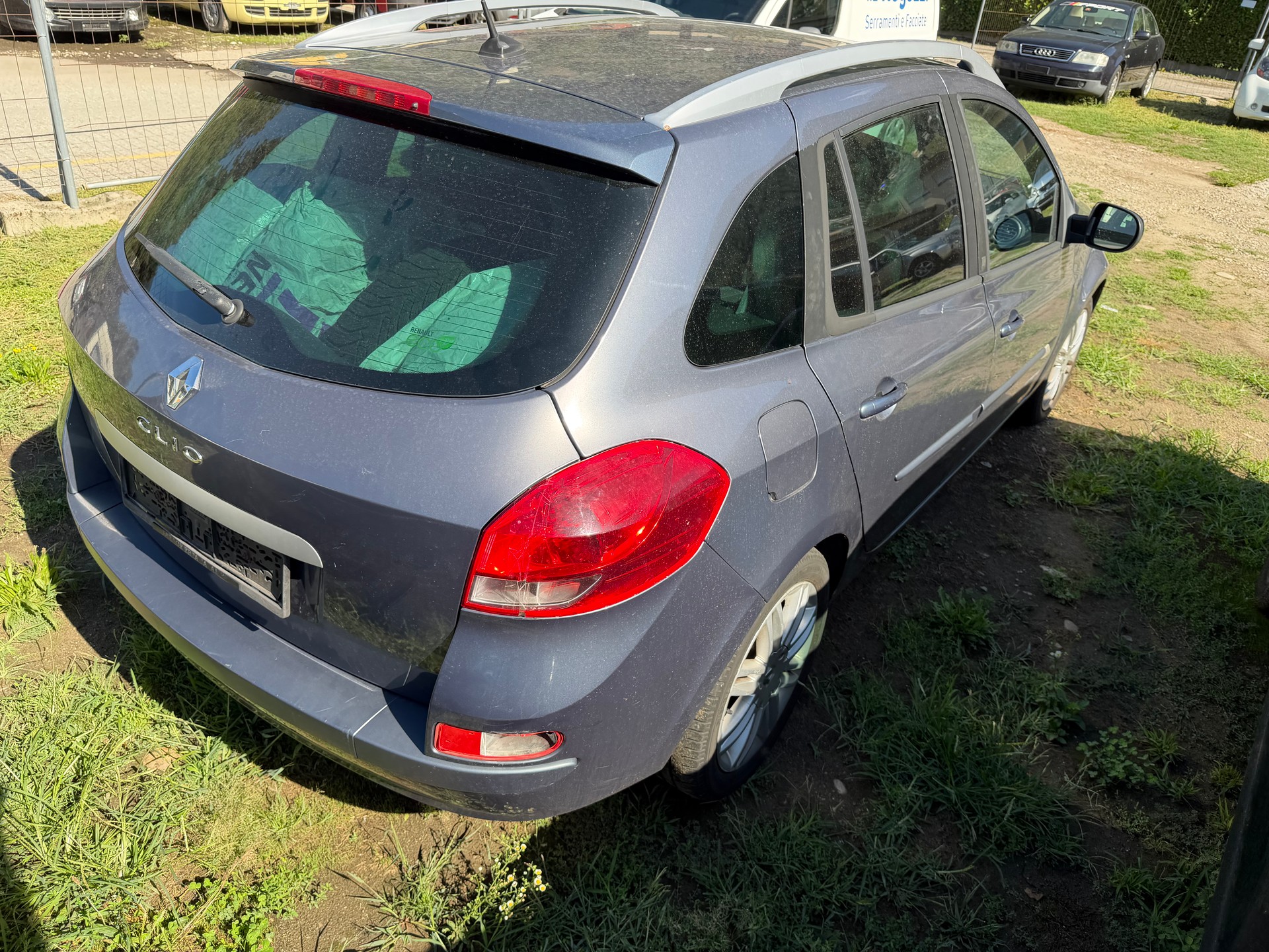 RENAULT Clio Grandtour 1.2 16V Turbo Dynamique-image-3