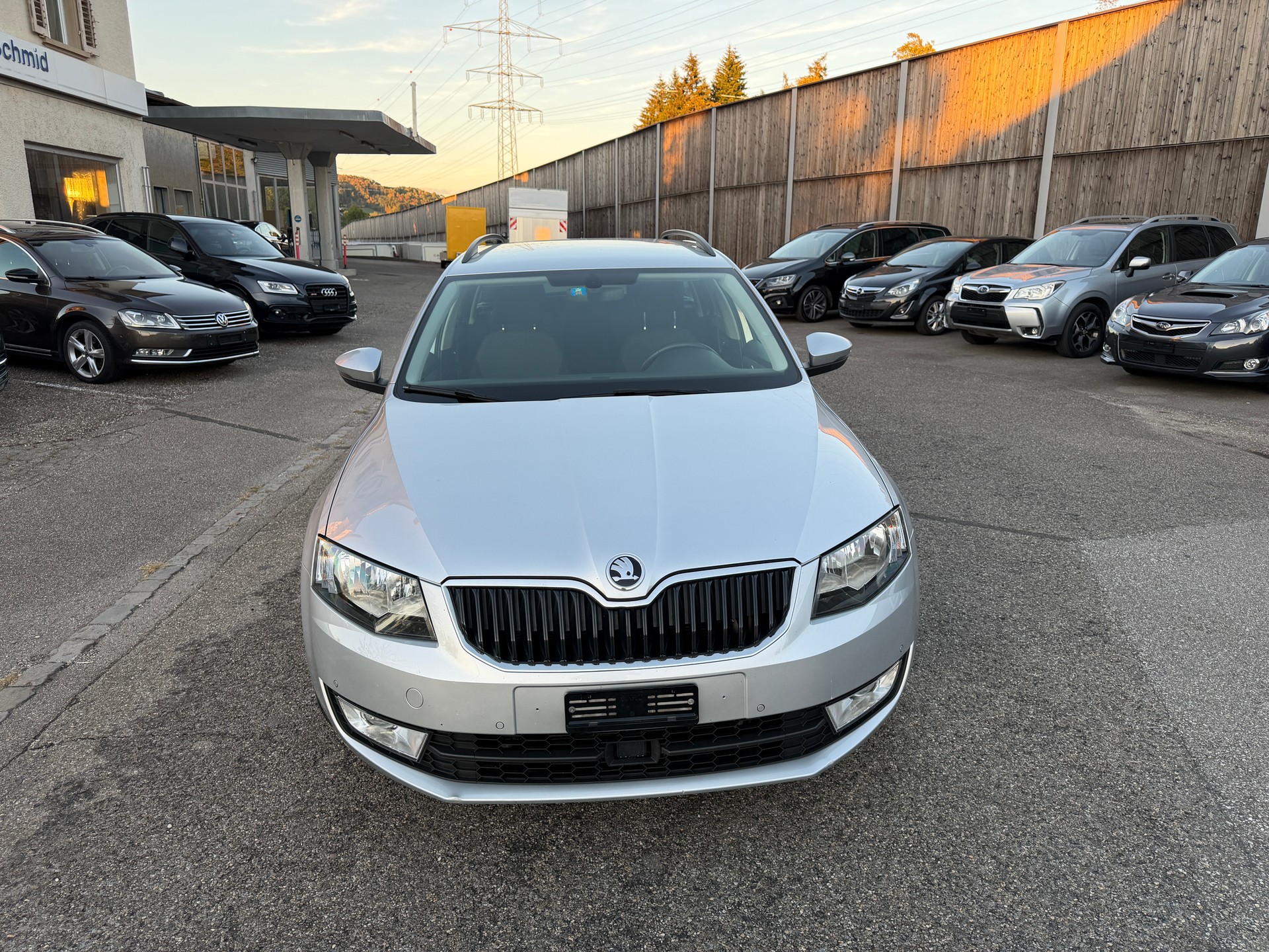 SKODA Octavia Combi 1.6 TDI Style DSG-image-7