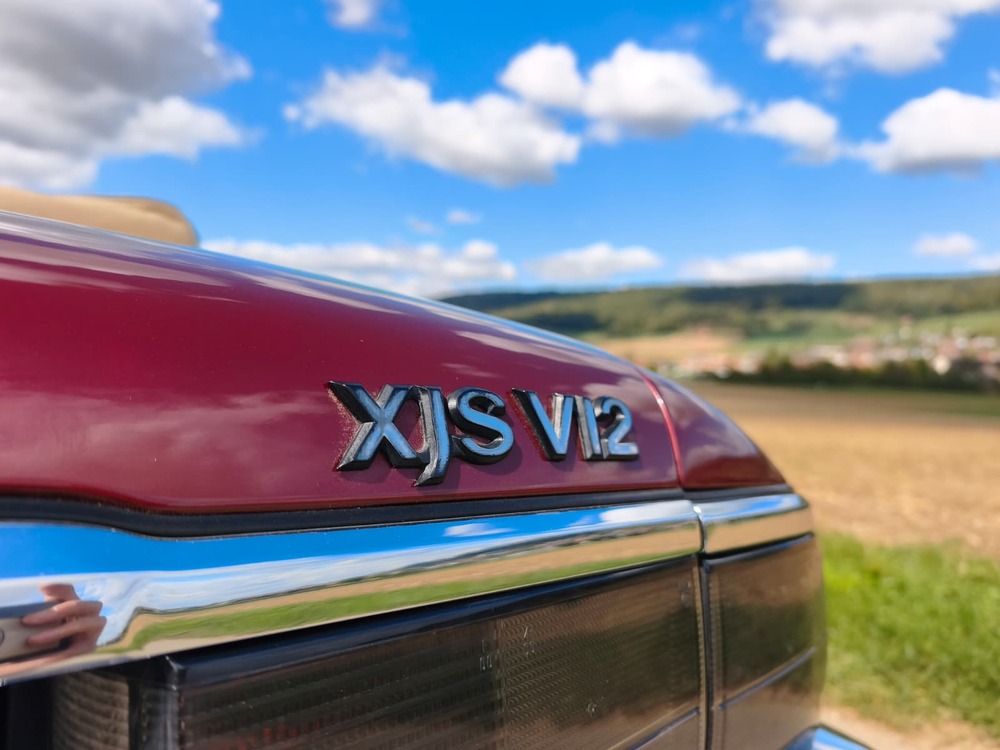 JAGUAR XJS 5.3 V12 Convertible-image-13