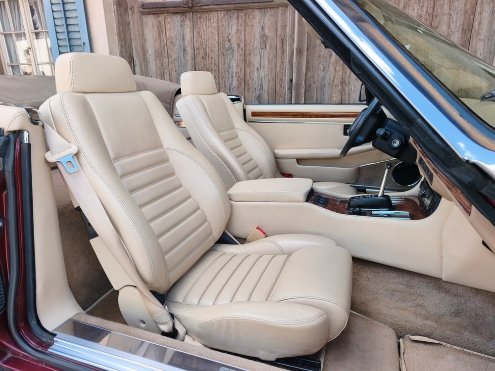 JAGUAR XJS 5.3 V12 Convertible-image-7