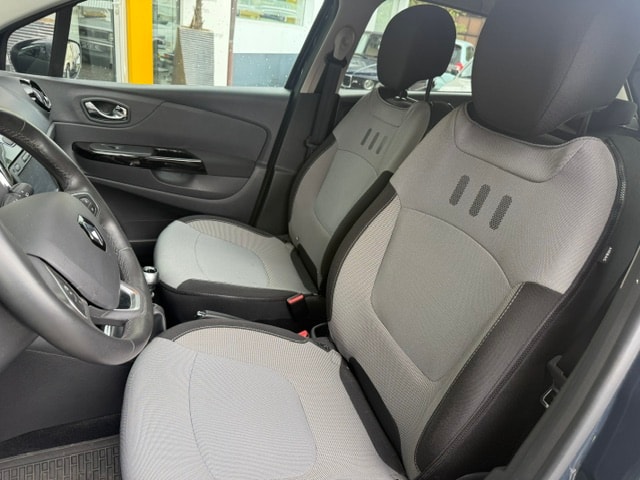 RENAULT Captur 1.2 T 16V Intens-image-6