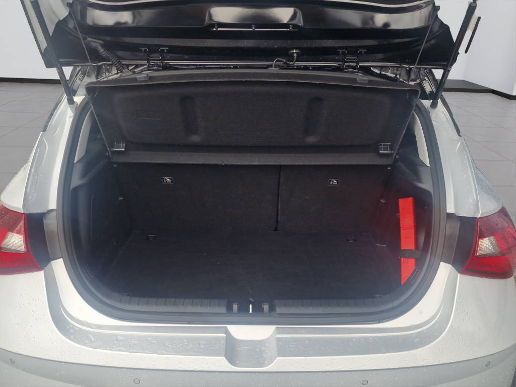 HYUNDAI i20 1.0 T-GDi 120 Amplia-image-15