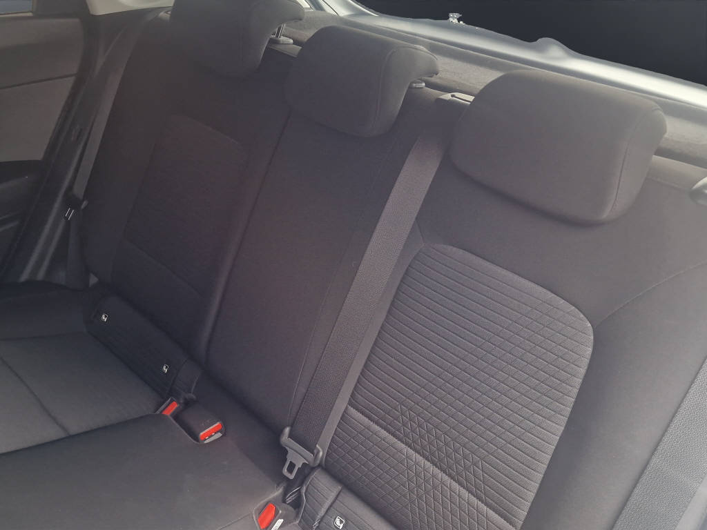 HYUNDAI i20 1.0 T-GDi 120 Amplia-image-9