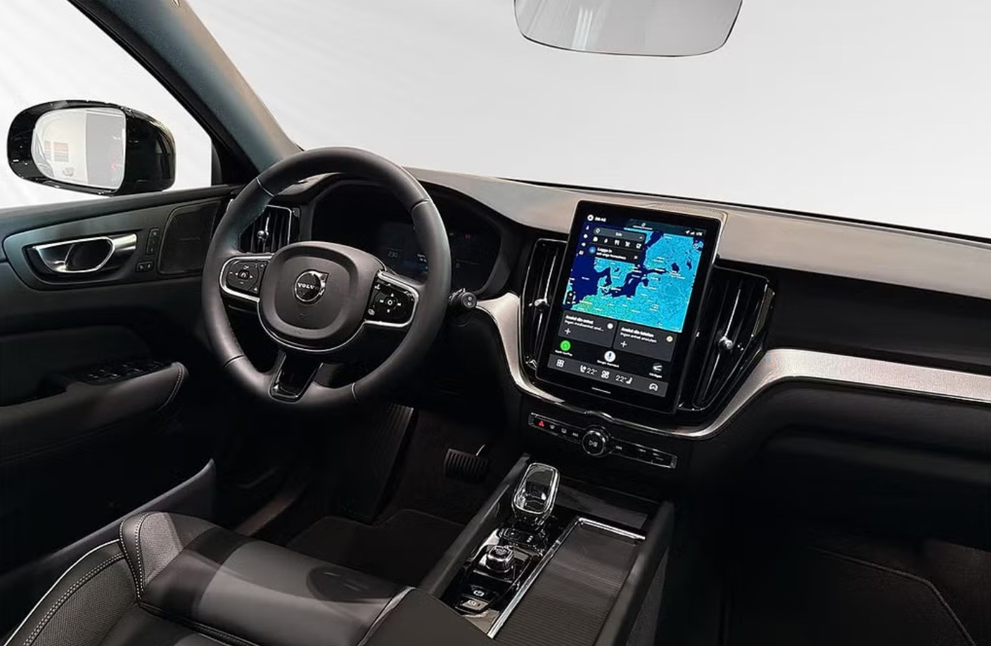 VOLVO XC60 T6 eAWD PluginHybrid Plus Dark Geartronic-image-6