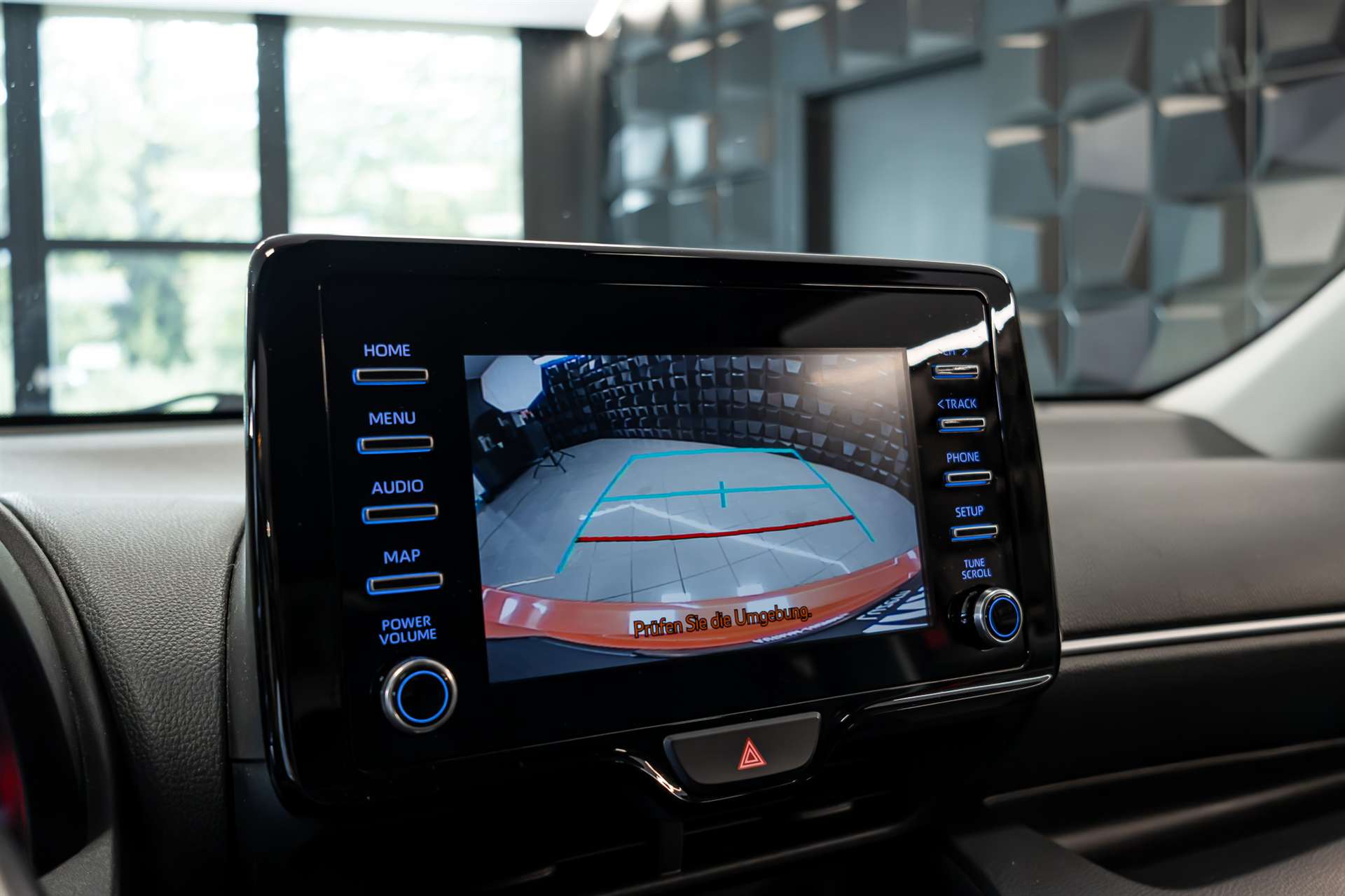 TOYOTA Yaris 1.5 Style e-CVT-image-15