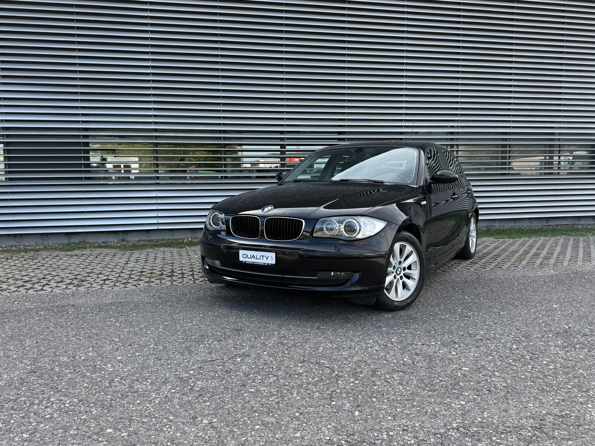 BMW 118d Access Steptronic-image-10