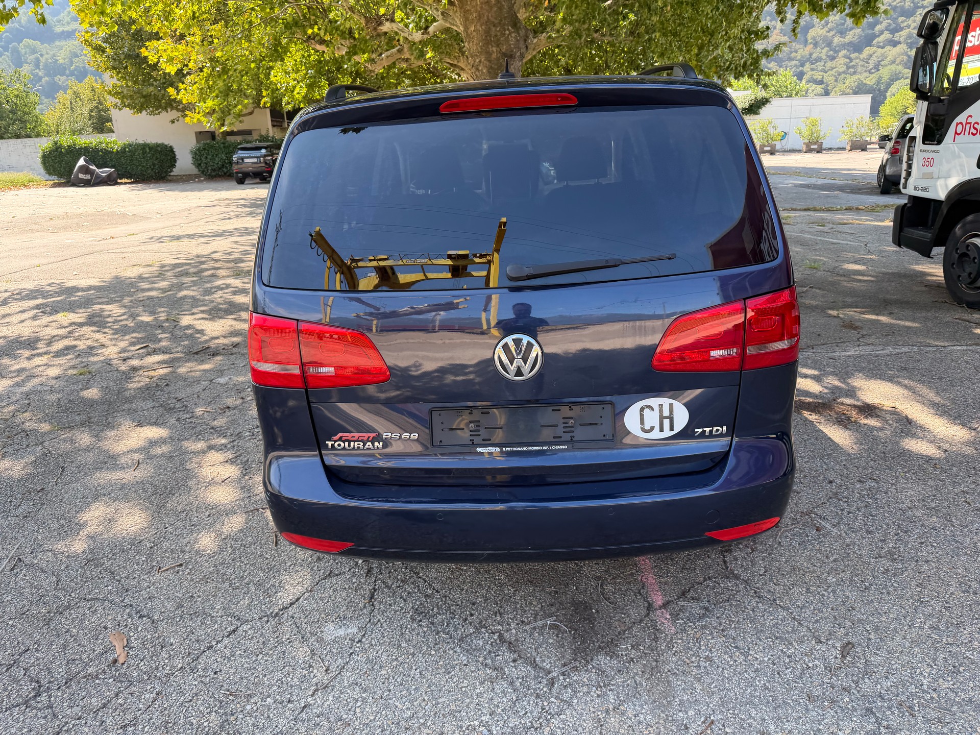 VW Touran 1.6 TDI Trendline DSG-image-4