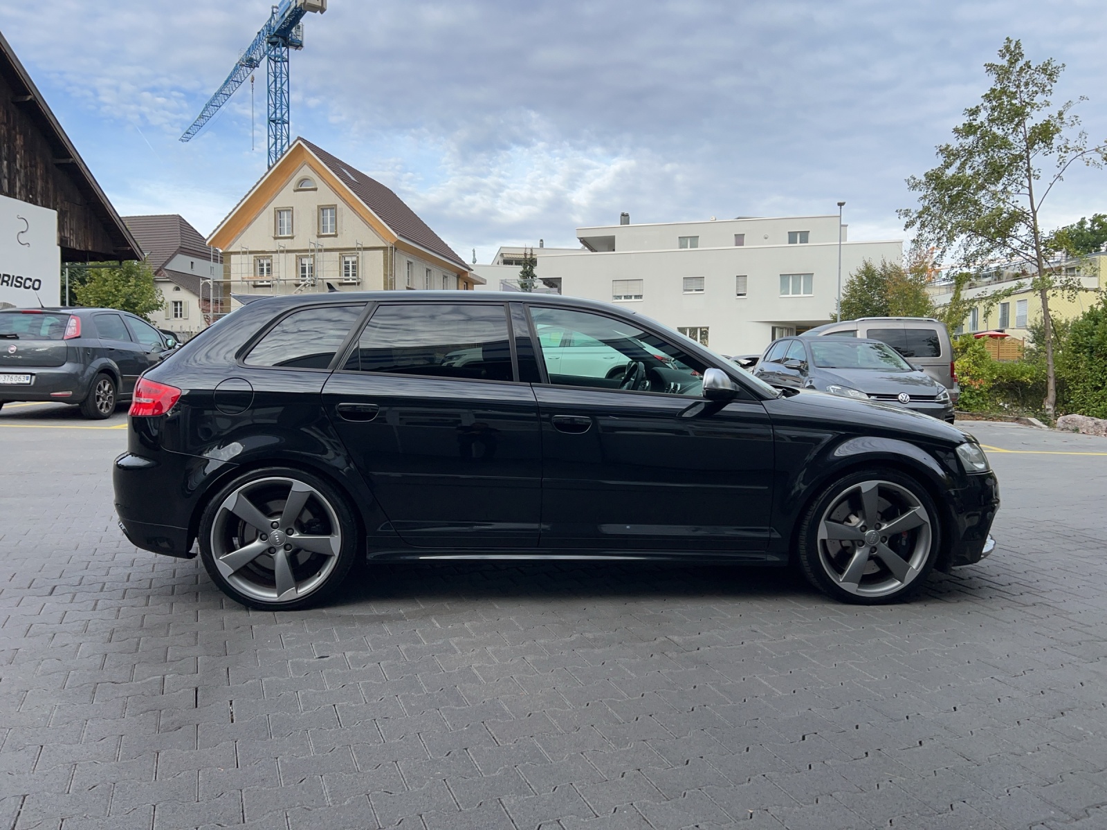 AUDI RS3 Sportback 2.5 TFSI quattro S-tronic-image-4