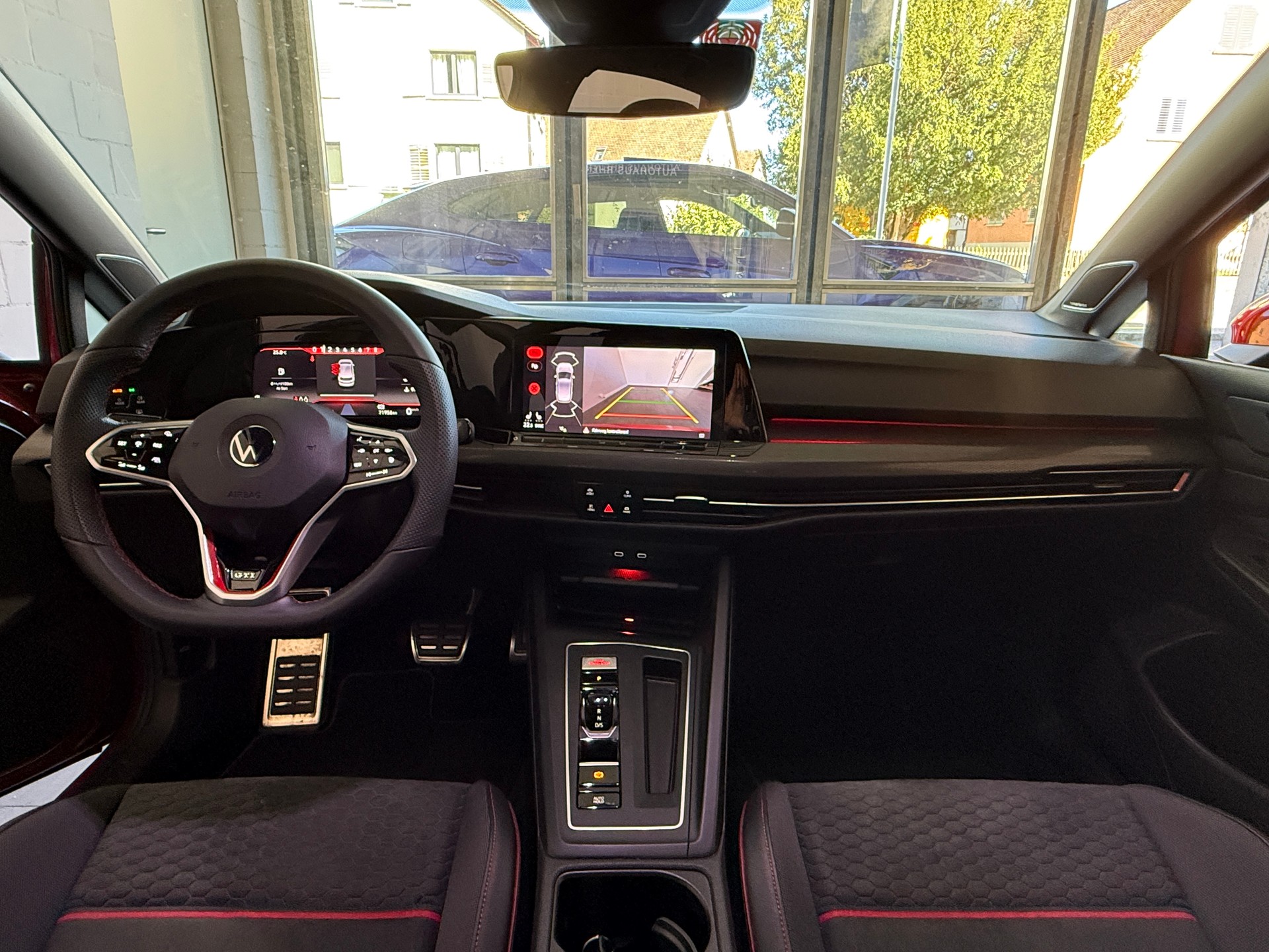 VW Golf 2.0 TSI GTI Clubsport DSG-image-7