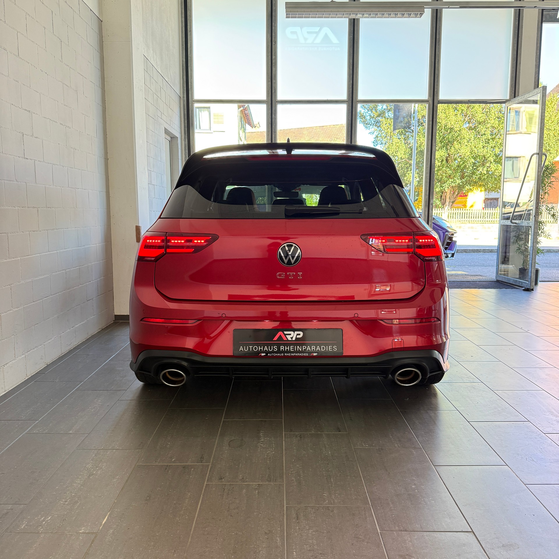 VW Golf 2.0 TSI GTI Clubsport DSG-image-4