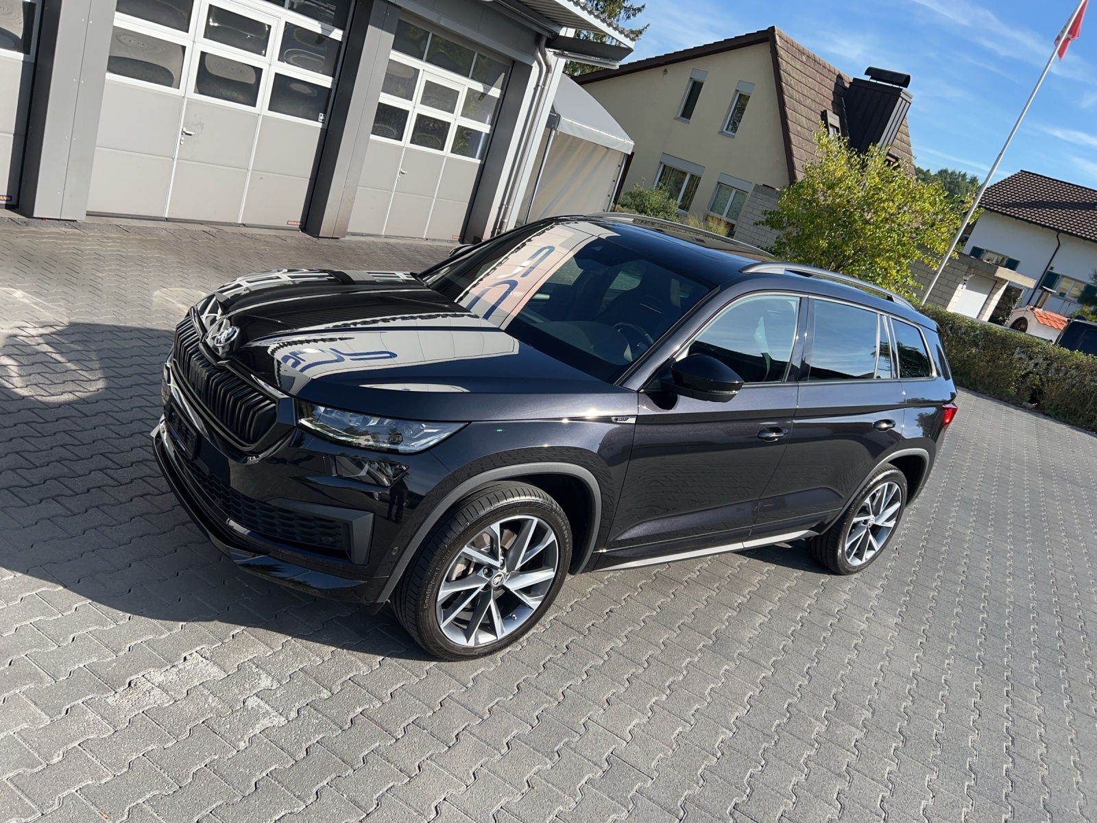 SKODA Kodiaq 2.0 TSI 4x4 SportLine-image-18
