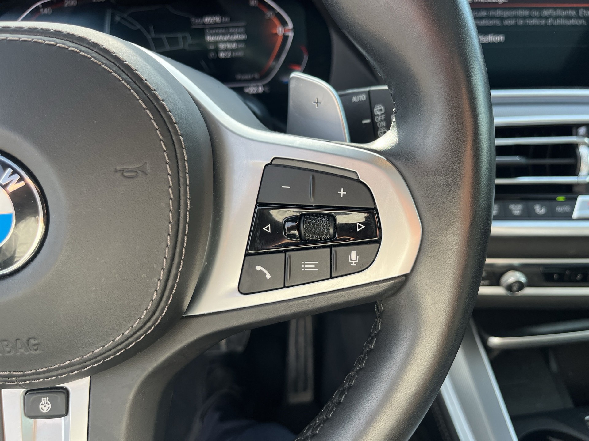 BMW X5 xDrive 48V 40i M Sport Steptronic-image-15