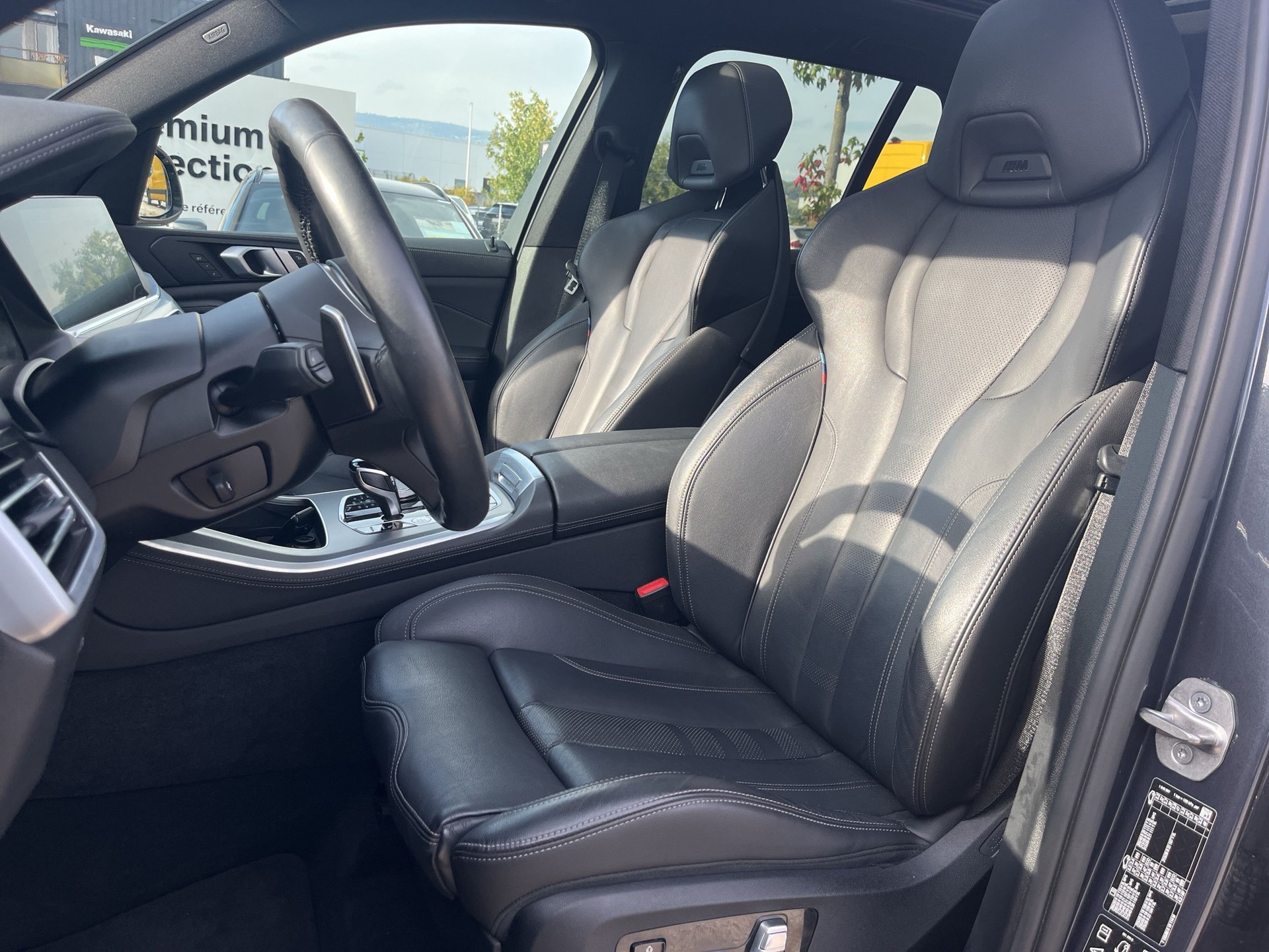 BMW X5 xDrive 48V 40i M Sport Steptronic-image-9