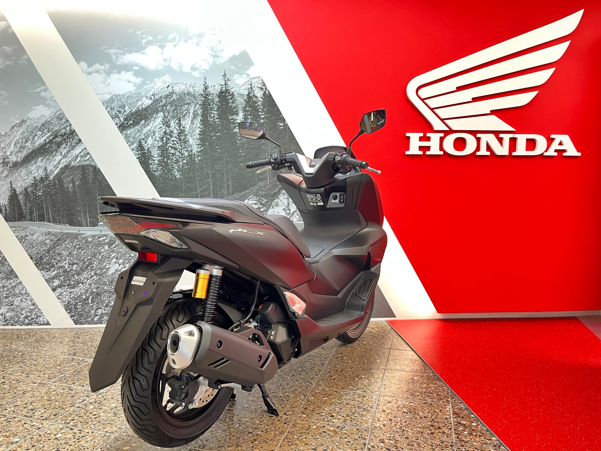 HONDA PCX 125 i ABS-showroom-element-3