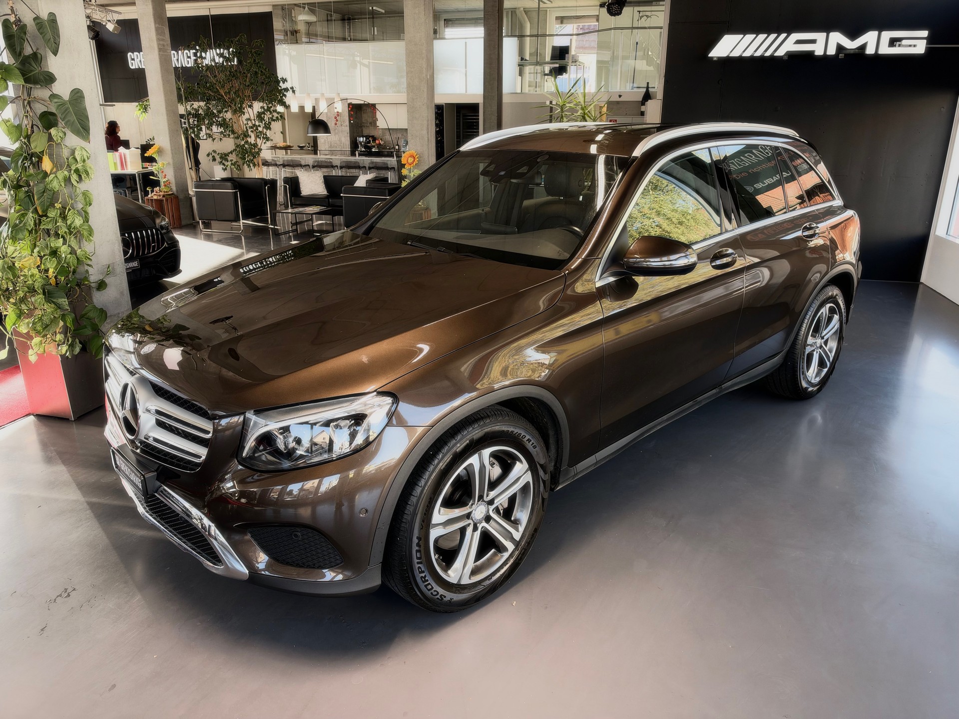 MERCEDES-BENZ GLC 220 d Exclusive 4Matic 9G-Tronic-showroom-element-1