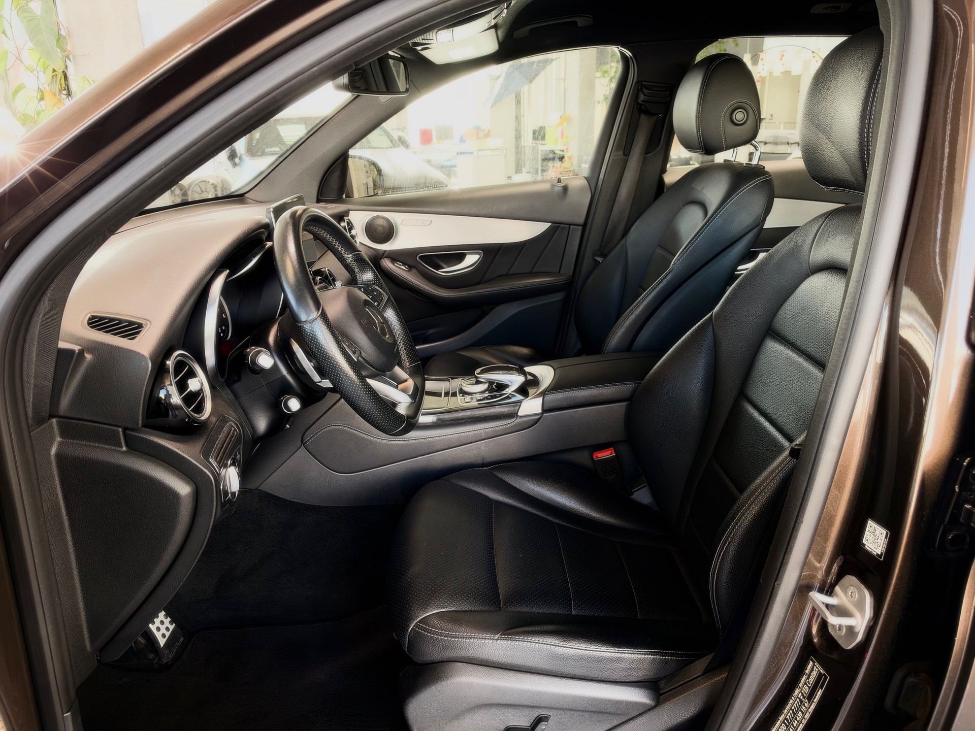 MERCEDES-BENZ GLC 220 d Exclusive 4Matic 9G-Tronic-image-6