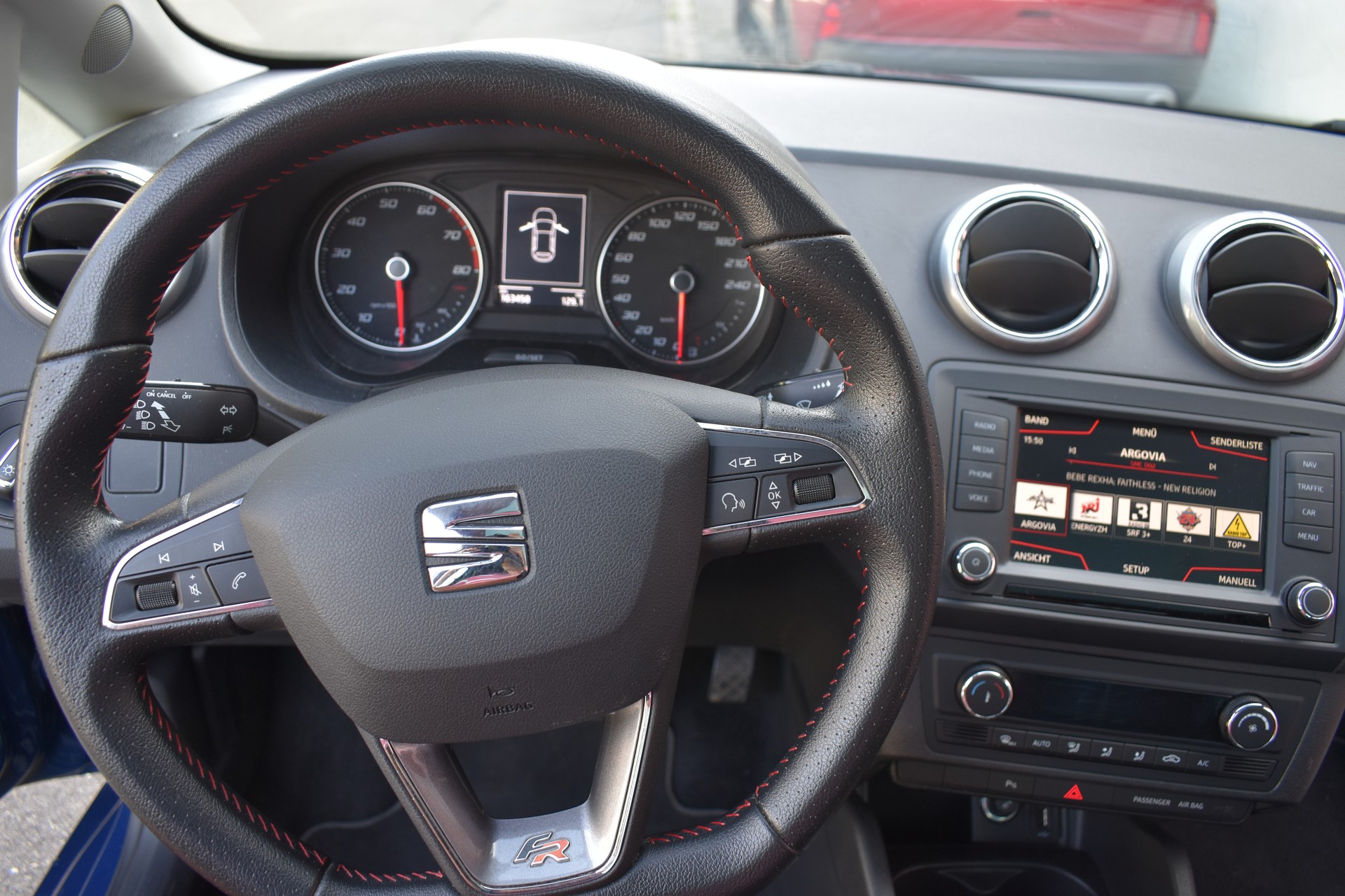 SEAT 1.4 TSI 150 ACT FR Line-image-5