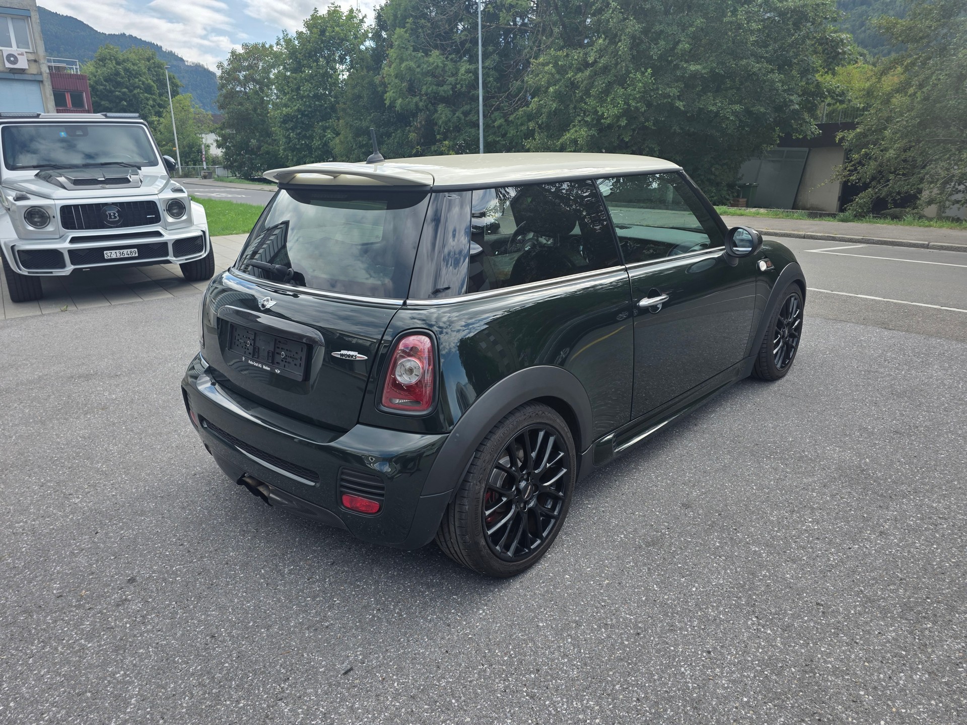 MINI Cooper John Cooper Works-image-4