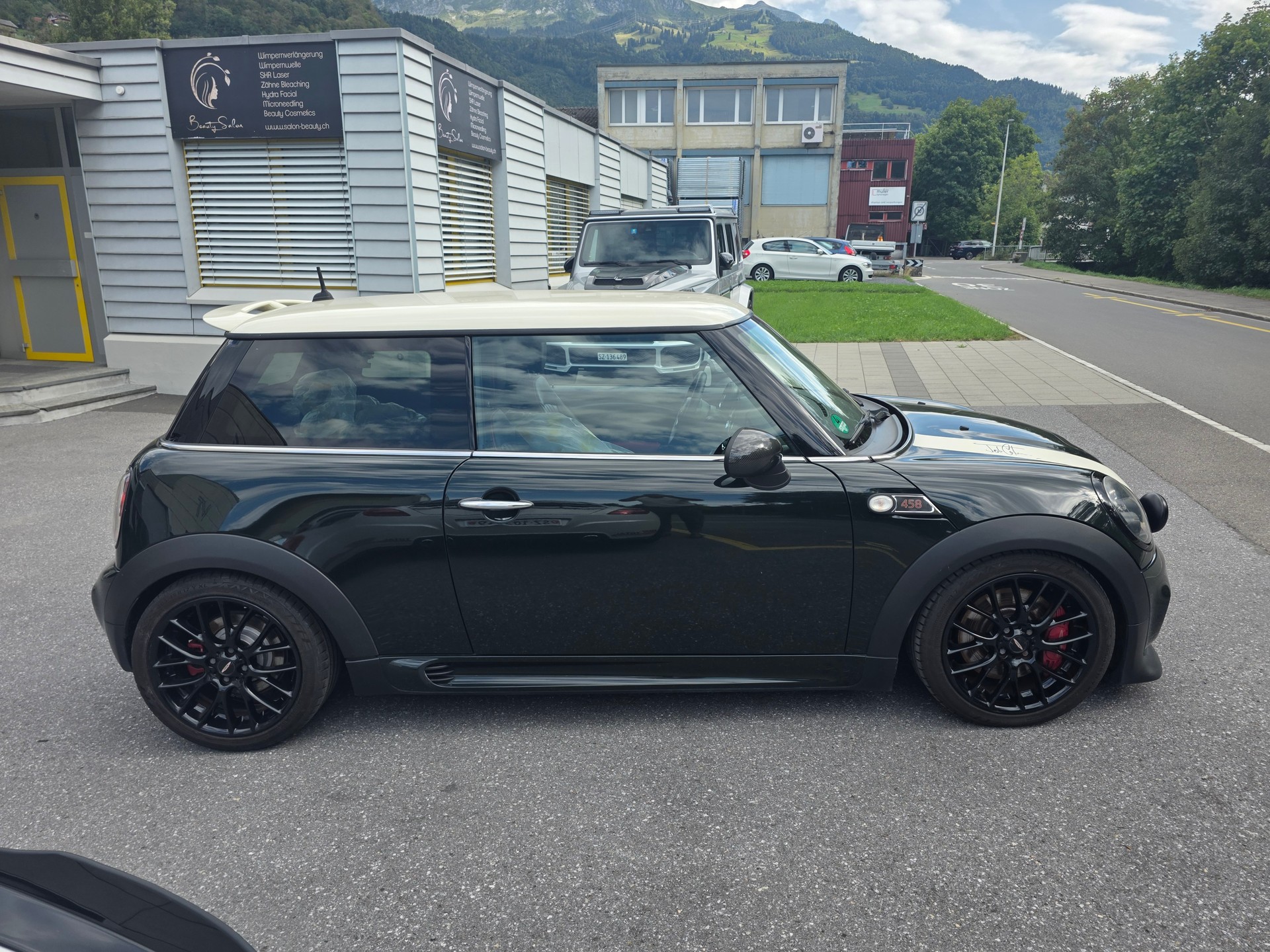 MINI Cooper John Cooper Works-image-5