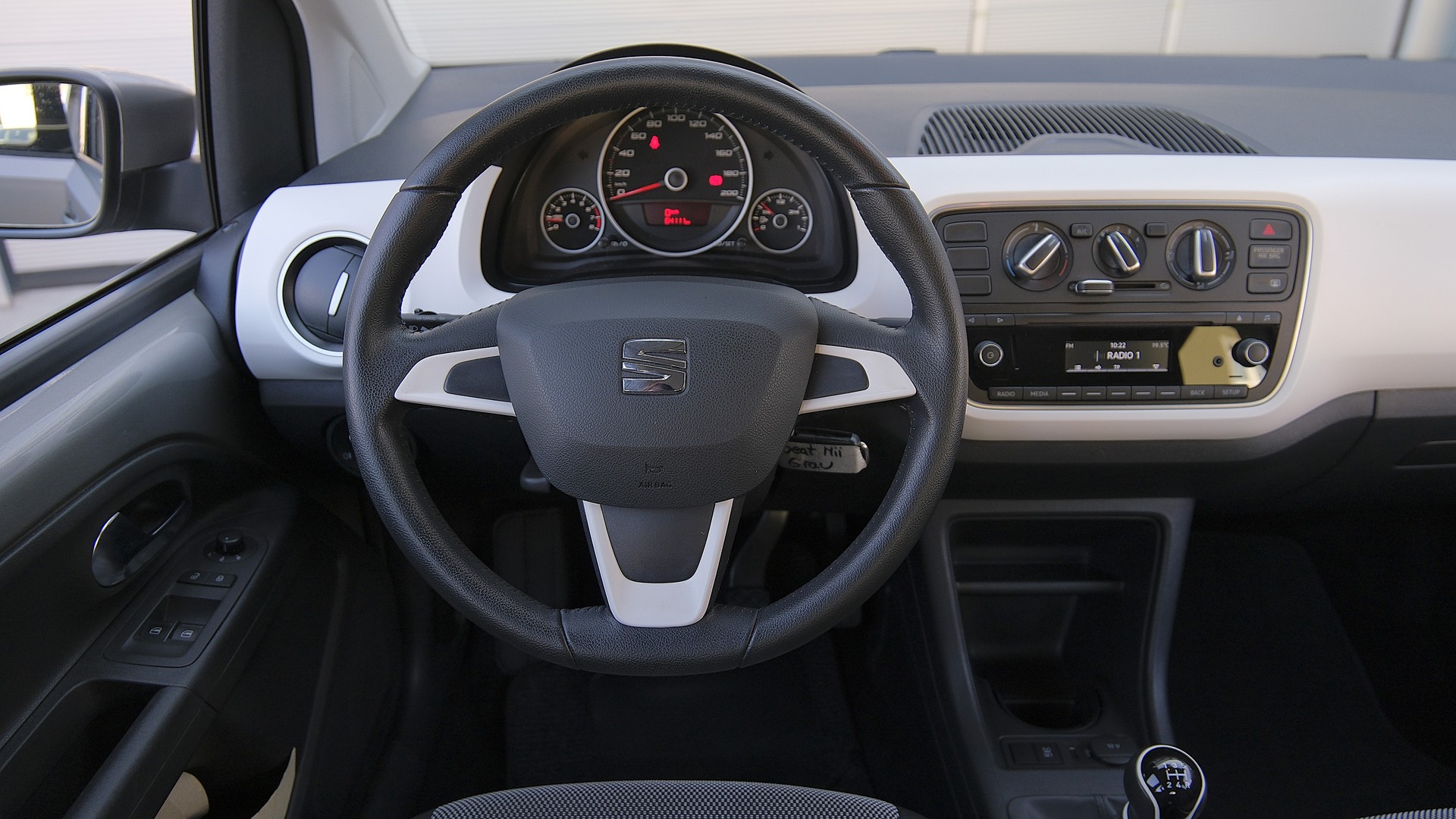 SEAT Mii 1.0 Chic E-Eco-image-16