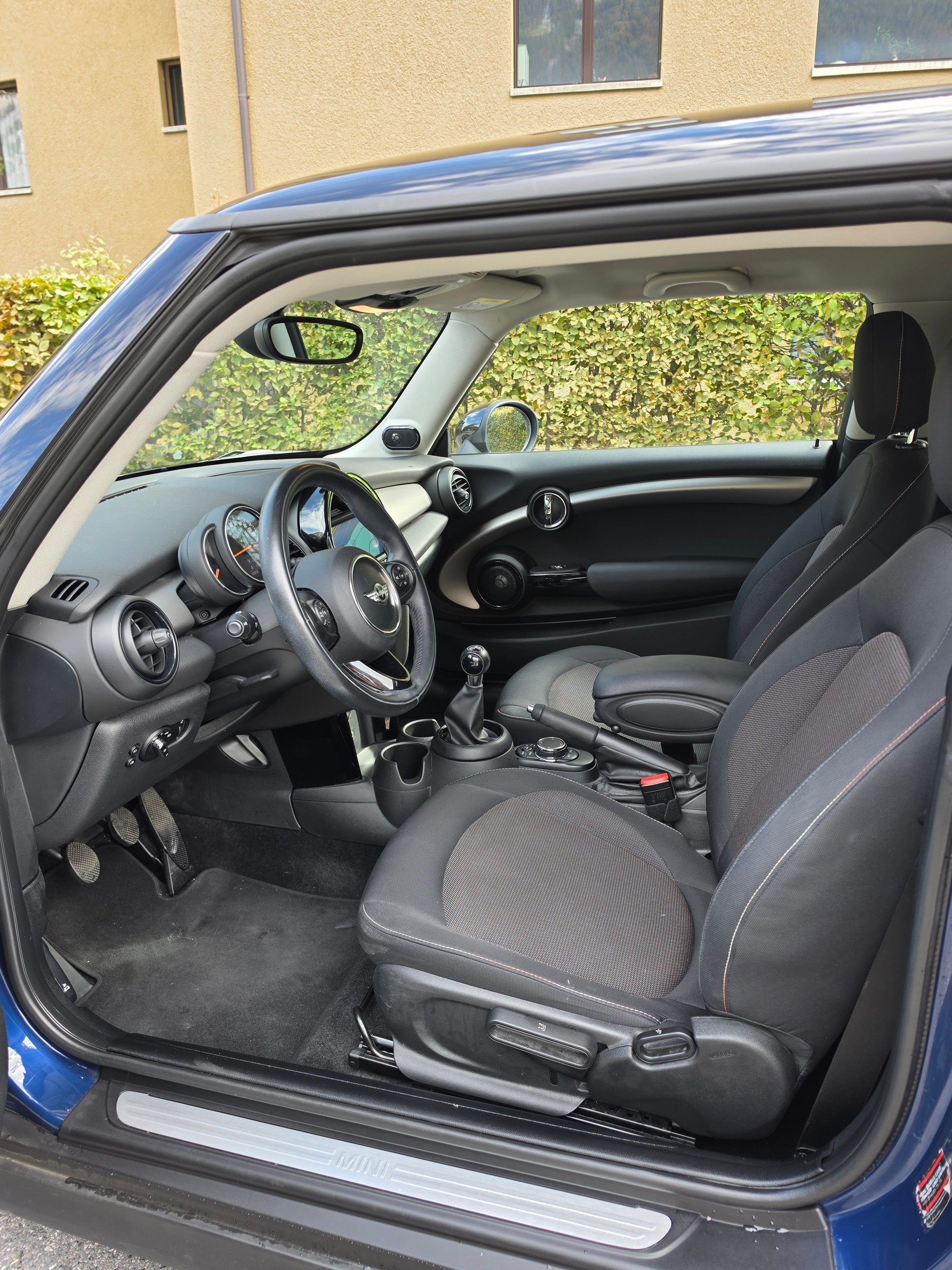 MINI Cooper-image-8