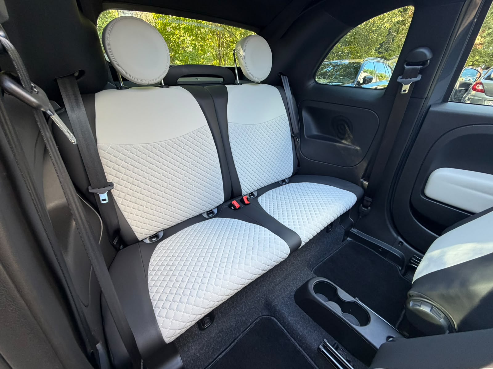 FIAT 500C 1.0 N3 MildHybrid Dolcevita-image-16