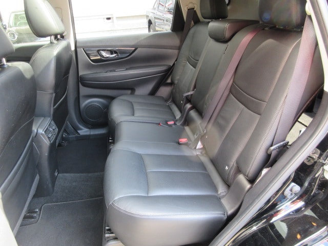 NISSAN X-Trail 1.3 DIG-T Tekna-image-11