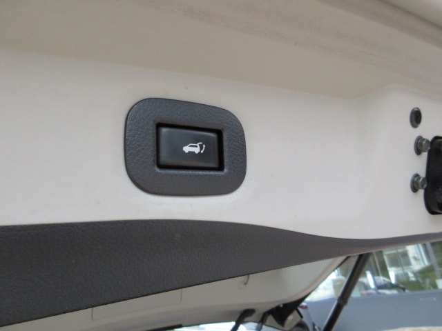 NISSAN X-Trail 1.3 DIG-T Tekna-image-9