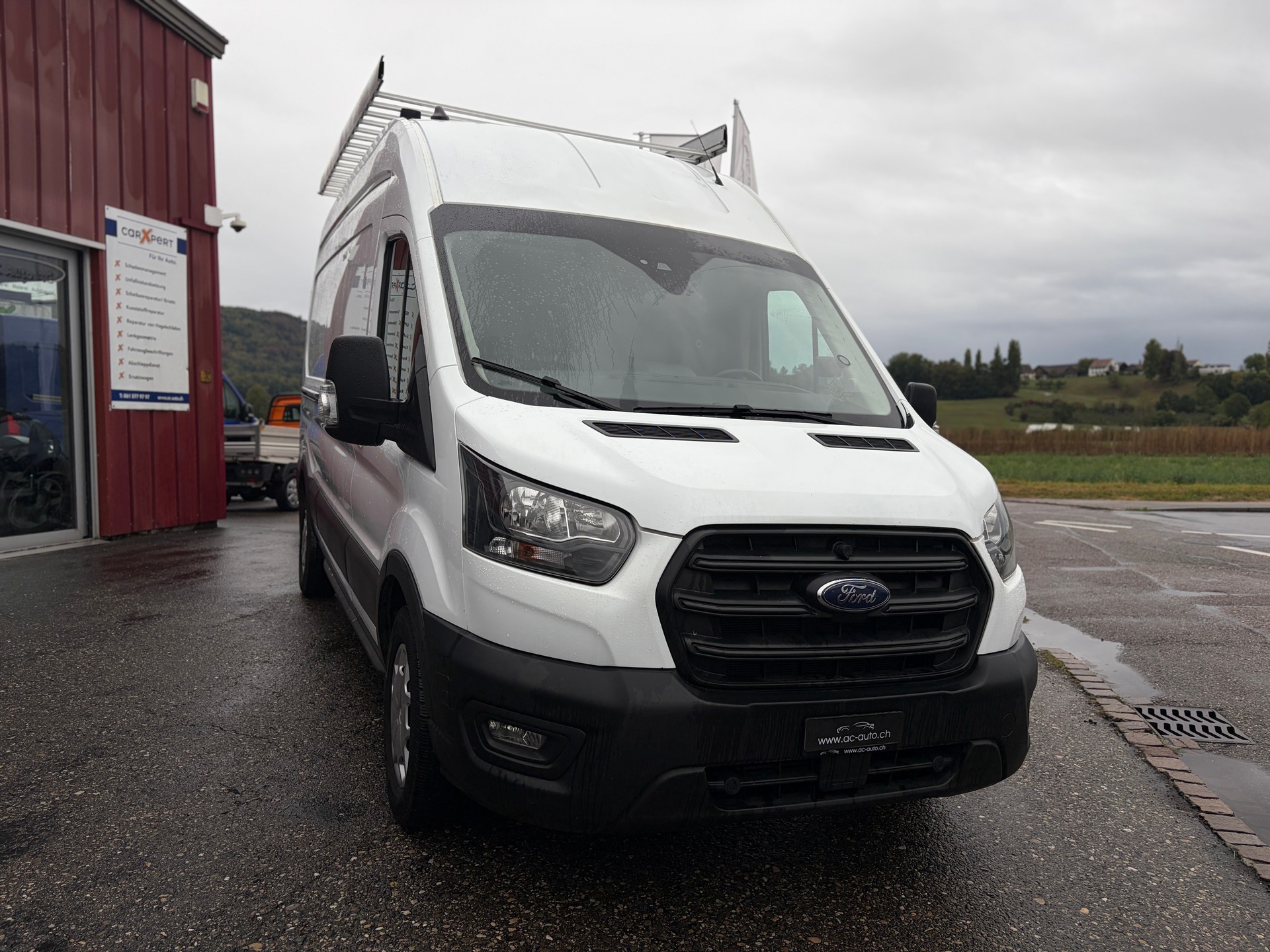 FORD Transit Van 330 L3 Trend 2.0 TDCi 130 FWD-image-2