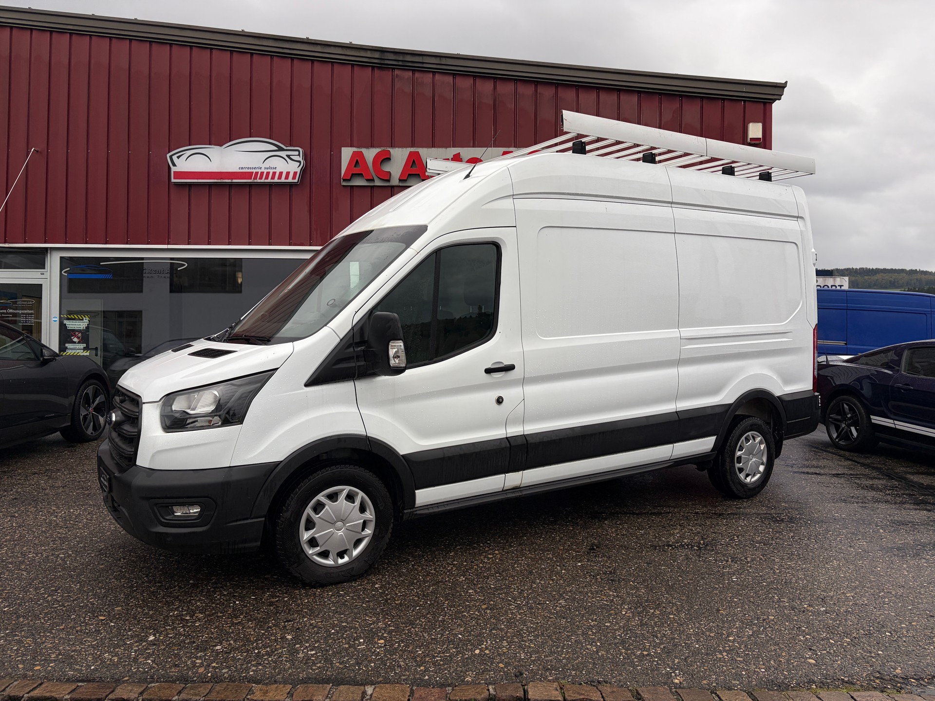 FORD Transit Van 330 L3 Trend 2.0 TDCi 130 FWD-image-0