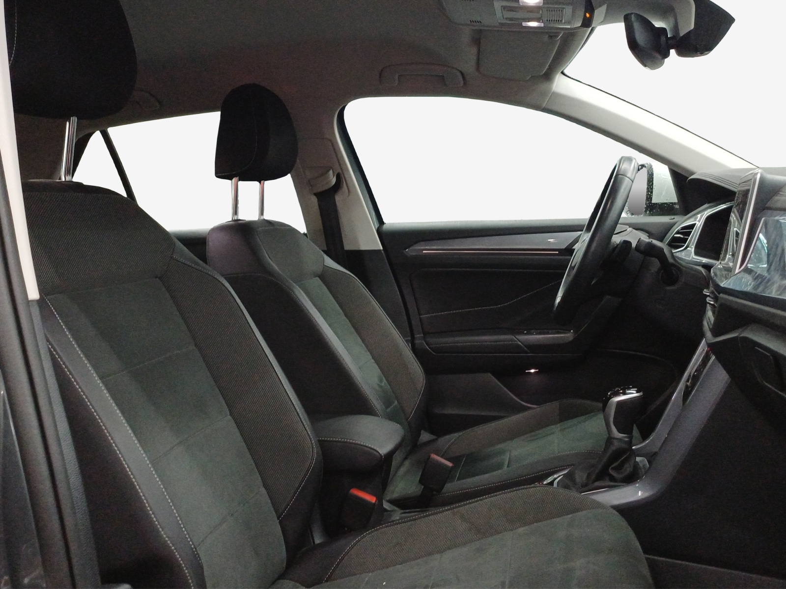 VW T-Roc 2.0 TSI Style DSG 4Motion-image-5
