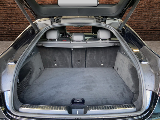 MERCEDES-BENZ GLC Coupé 300 AMG 4Matic-image-6