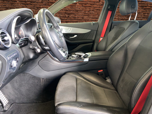 MERCEDES-BENZ GLC Coupé 300 AMG 4Matic-image-10