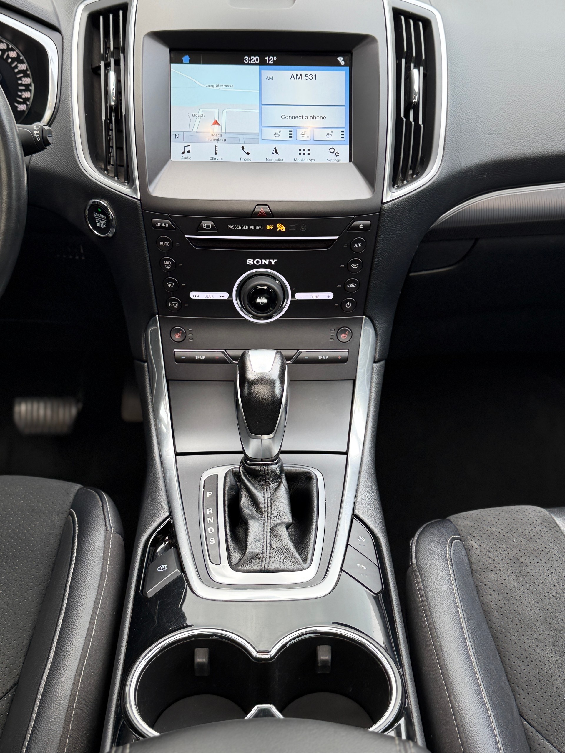 FORD S-Max 2.0 TDCi Trend AWD PoweShift * 7 Plätzer *-image-13