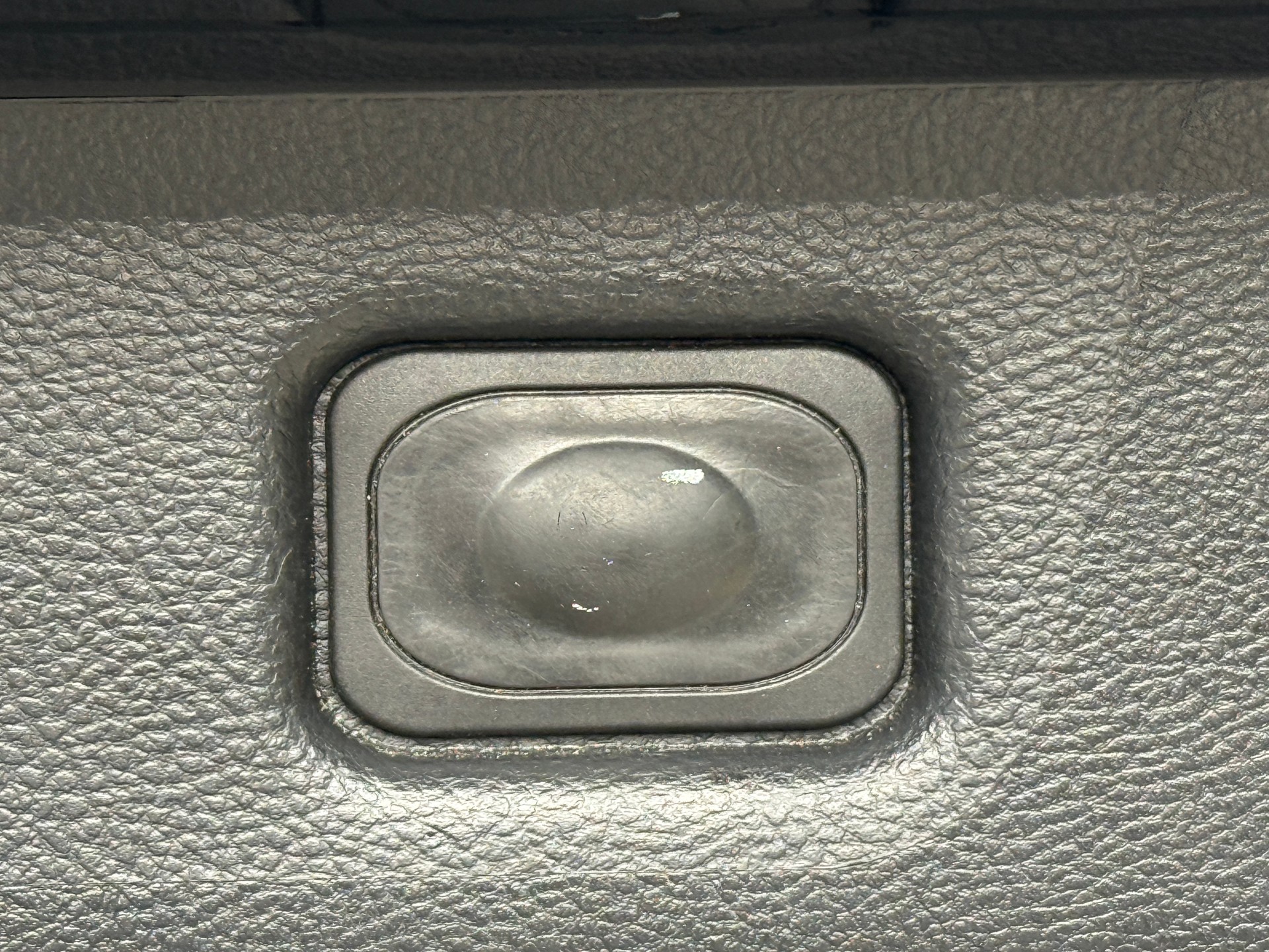 FORD S-Max 2.0 TDCi Trend AWD PoweShift * 7 Plätzer *-image-25