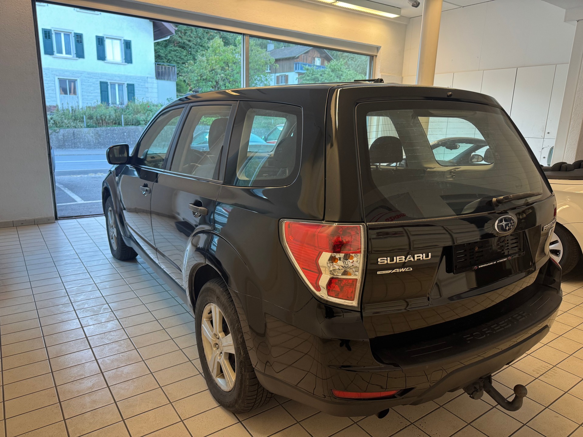 SUBARU Forester 2.0D XS Comfort-image-5